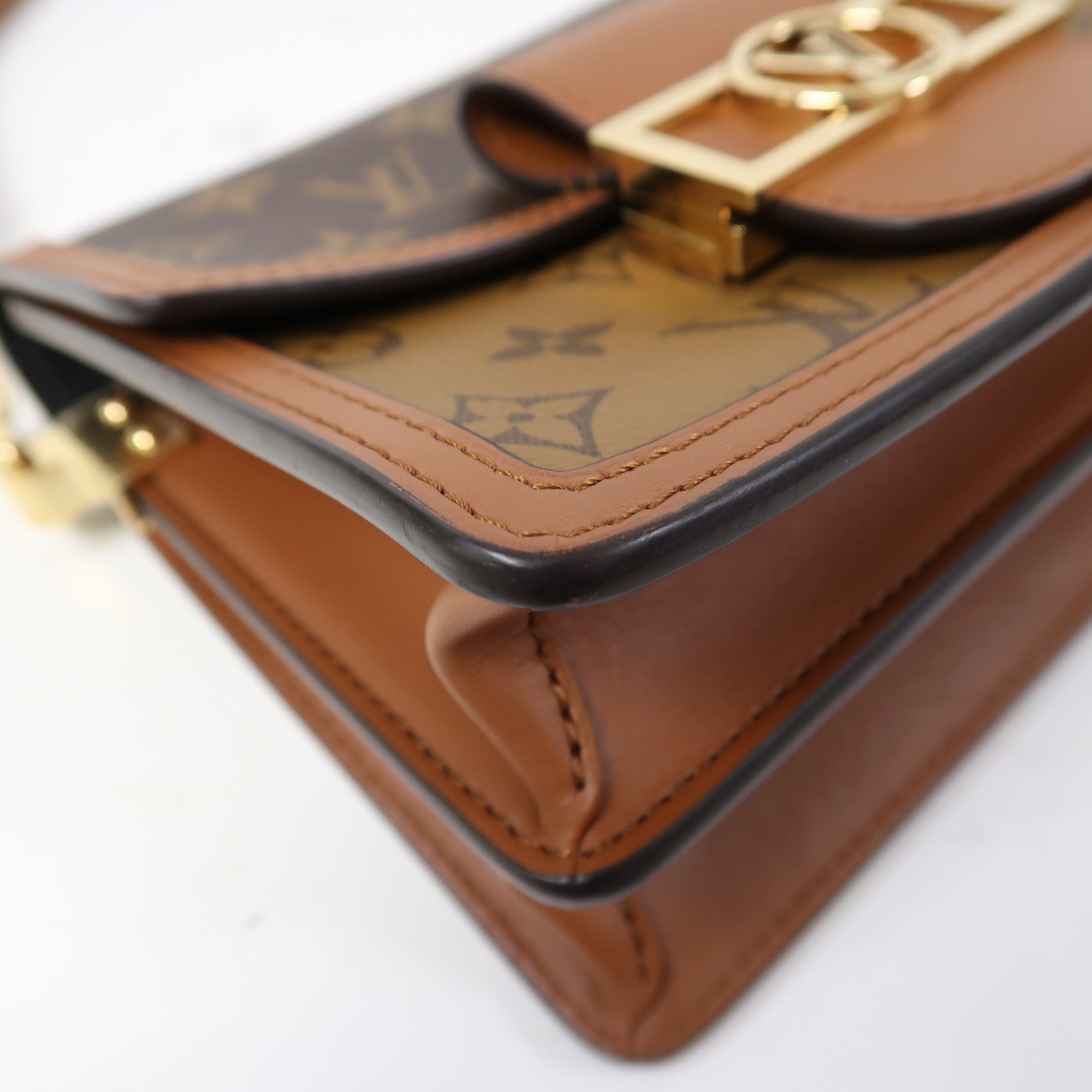 LOUIS VUITTON Monogram Mini Dauphine金扣肩背袋啡色