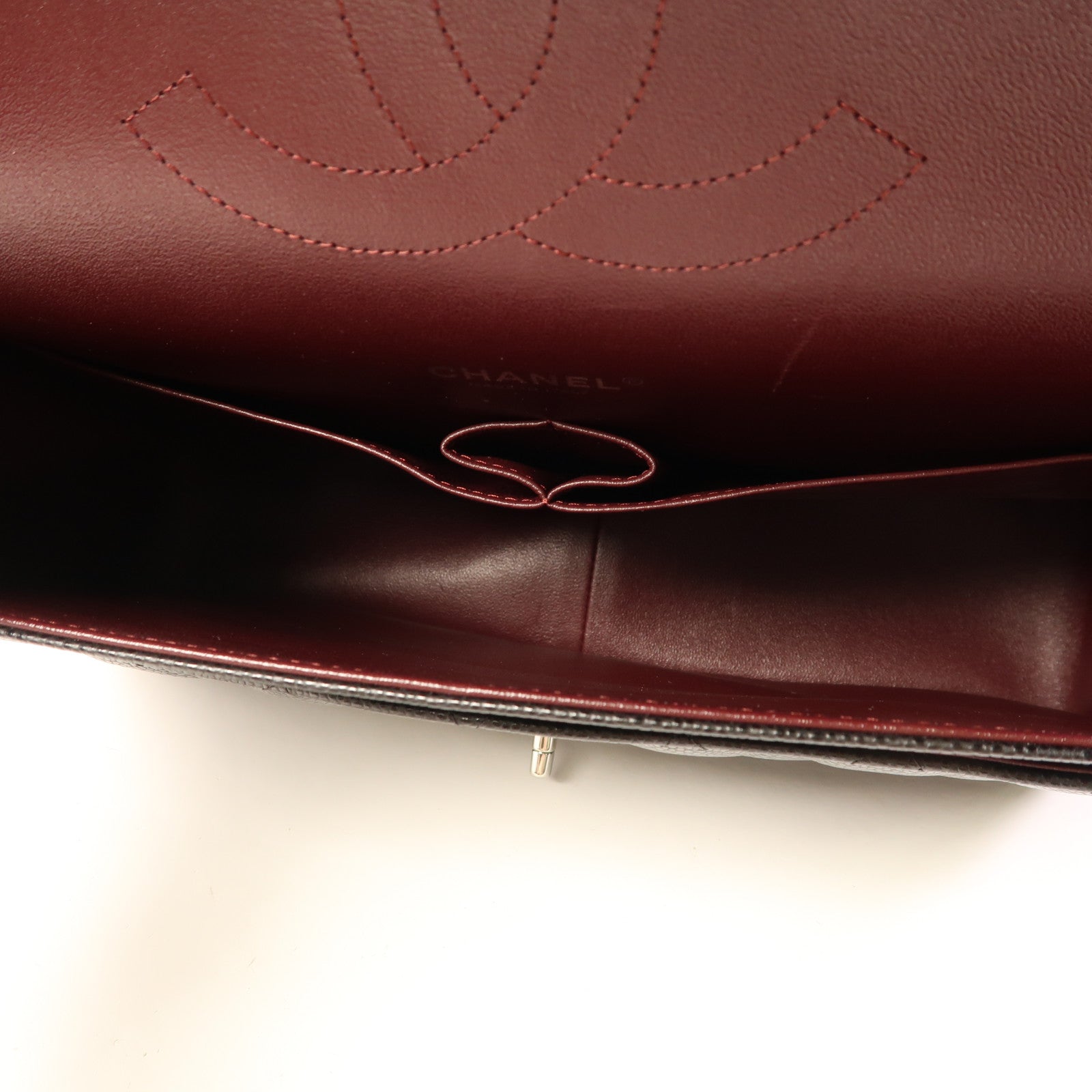 CHANEL 牛皮皮革Maxi Classic銀扣鏈帶肩背袋