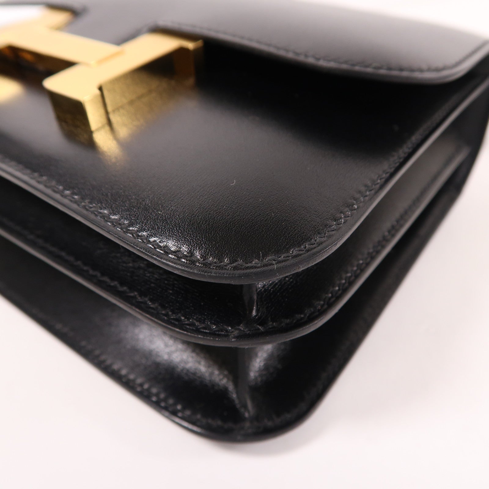 HERMES Box Calf皮革Constance Mini金扣手挽肩背兩用袋Noir