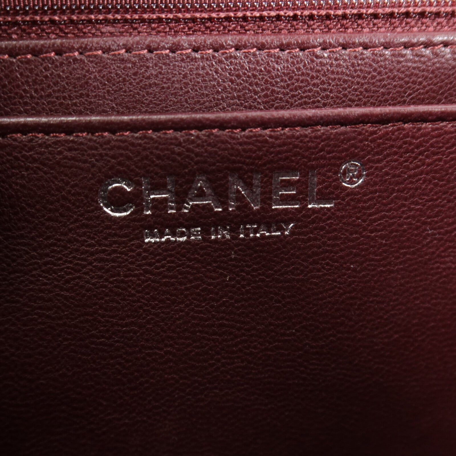 CHANEL 羊皮皮革Maxi Classic鏈帶肩背袋