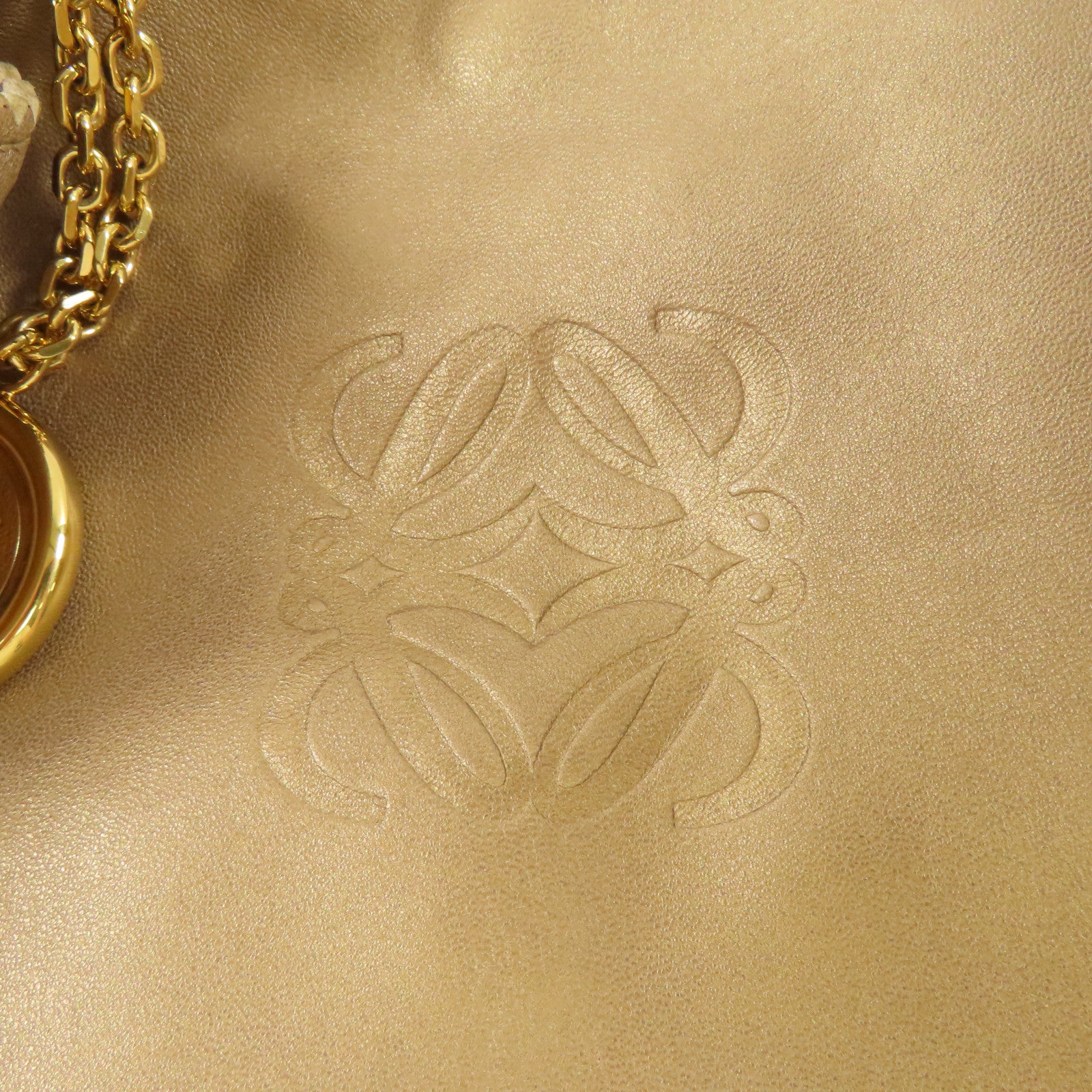 LOEWE 牛皮皮革Handbag金扣手挽袋