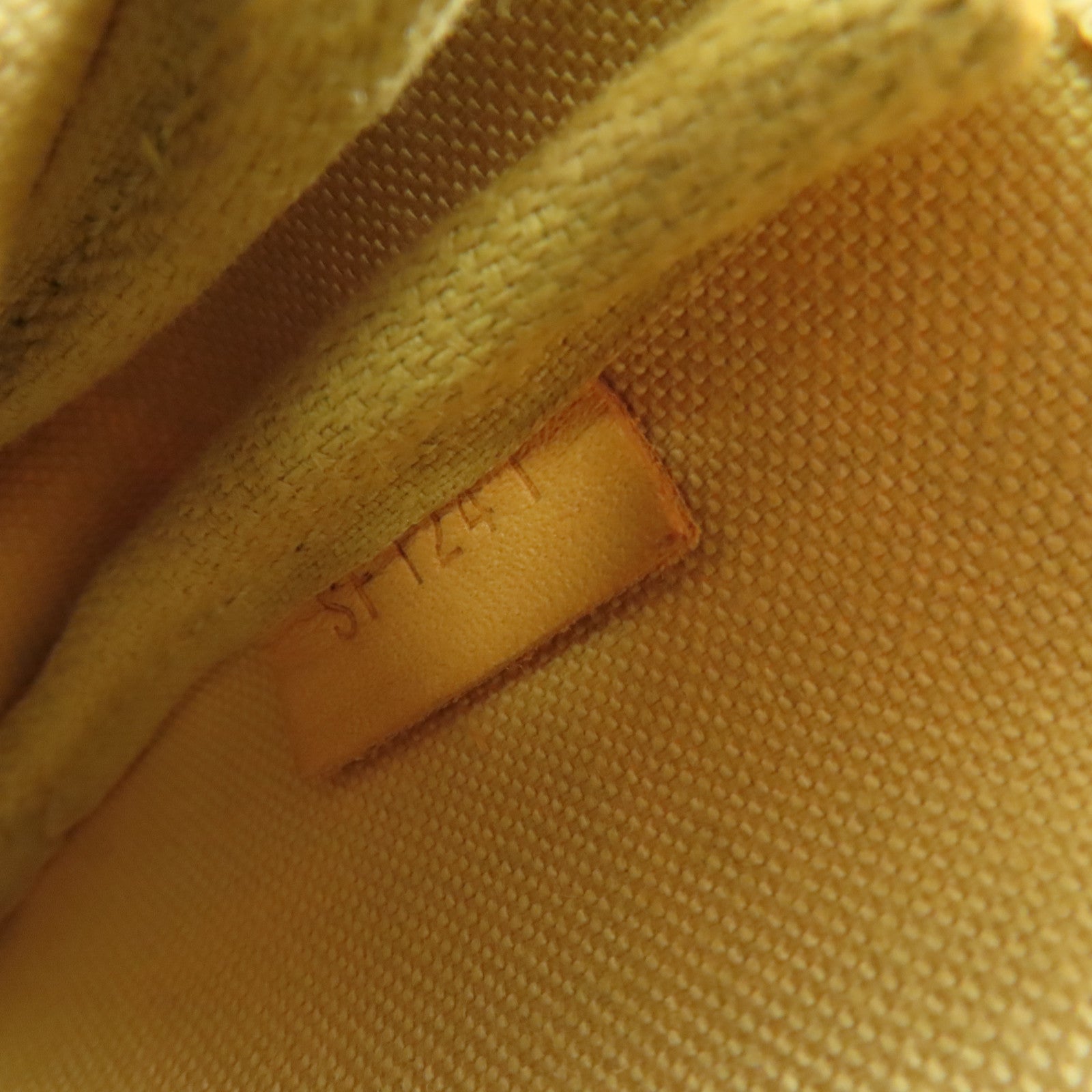 LOUIS VUITTON Damier Azur Mini Pochette Accessories金扣鏈帶手挽袋