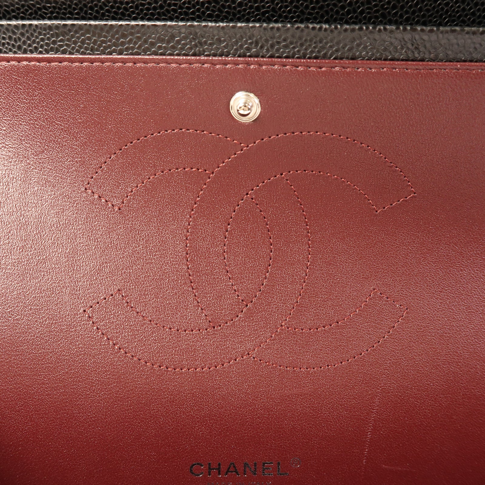 CHANEL 牛皮皮革Maxi Classic銀扣鏈帶肩背袋