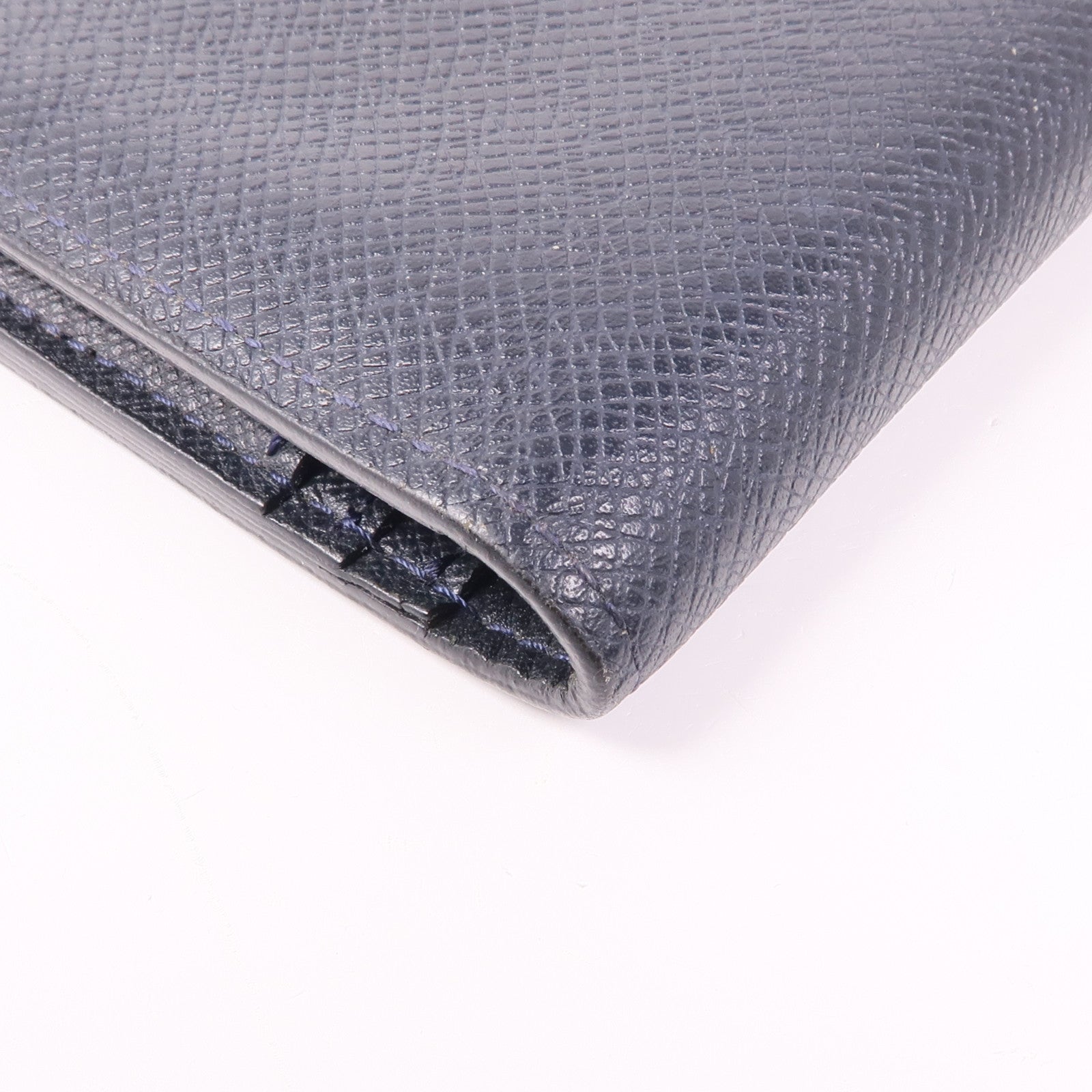 LOUIS VUITTON LV SHW Brazza Wallet M30501 Taiga Black