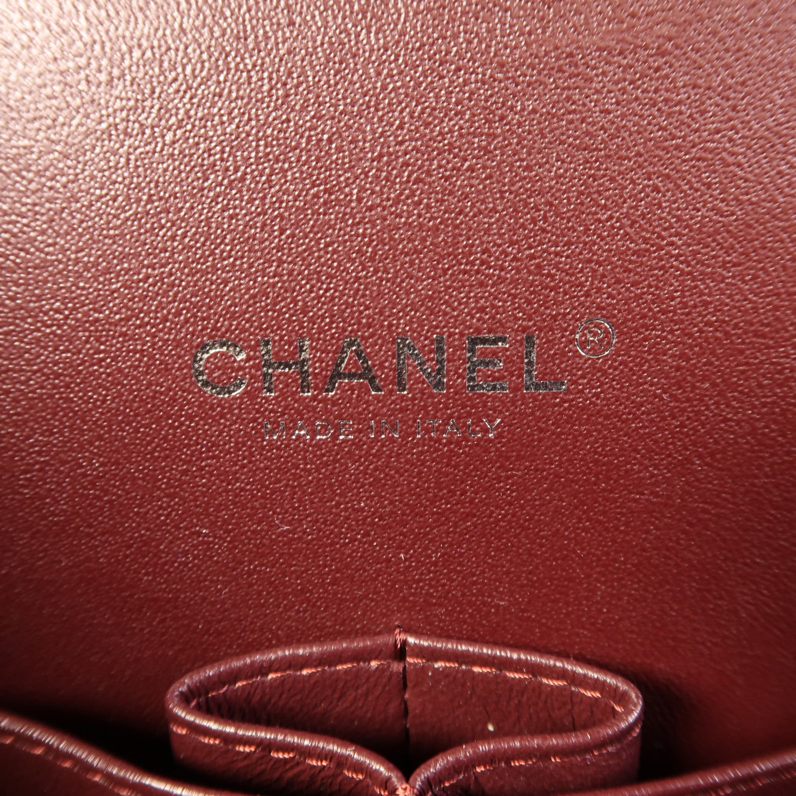 CHANEL 牛皮皮革Maxi Classic銀扣鏈帶肩背袋