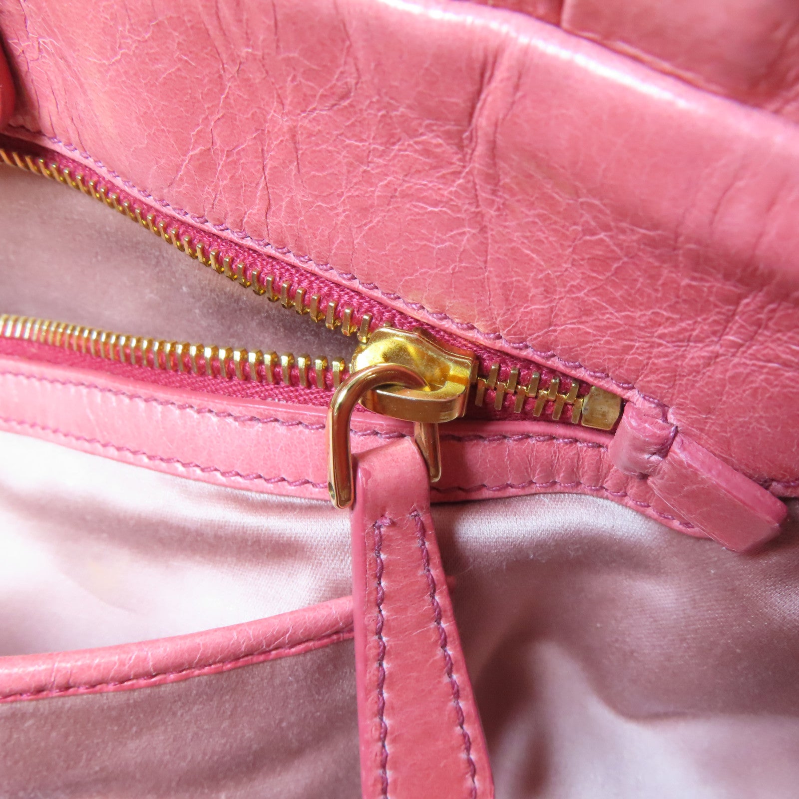 Miu Miu 牛皮皮革2 Way Shoulder Bag金扣手挽肩背兩用袋粉紅色