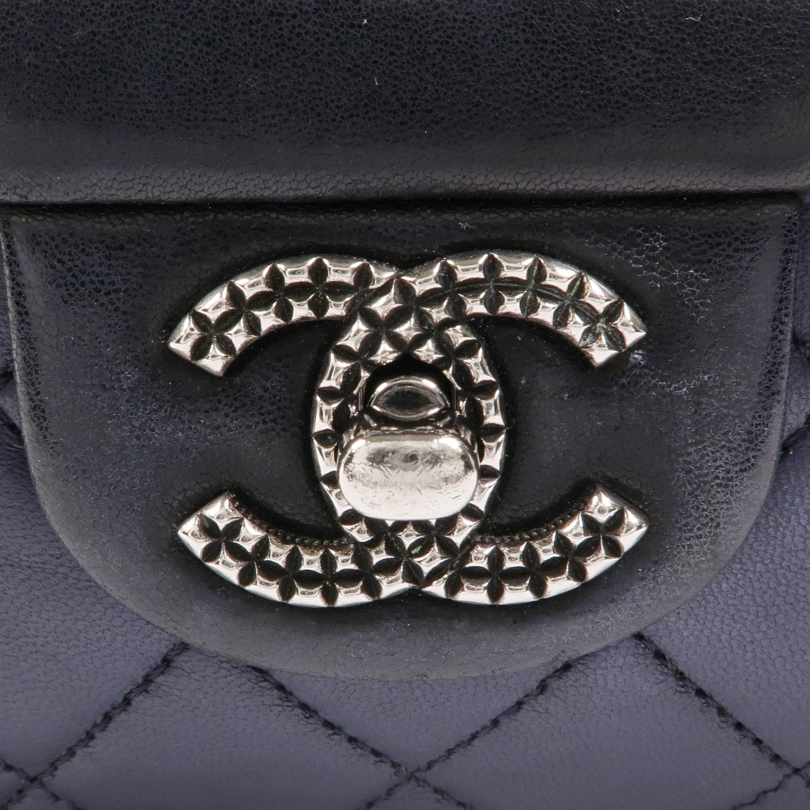 CHANEL 羊皮皮革Chain Shoulder銀扣鏈帶肩背袋