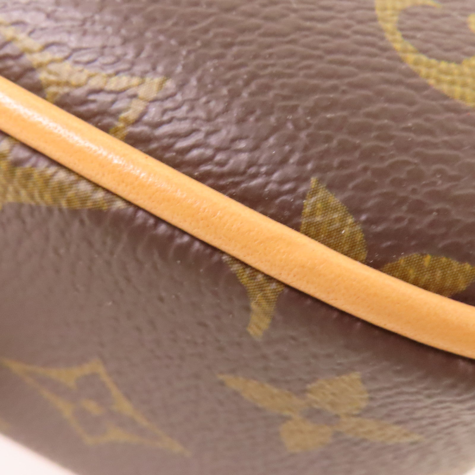 LOUIS VUITTON Monogram Game On Coeur金扣肩背袋棕色
