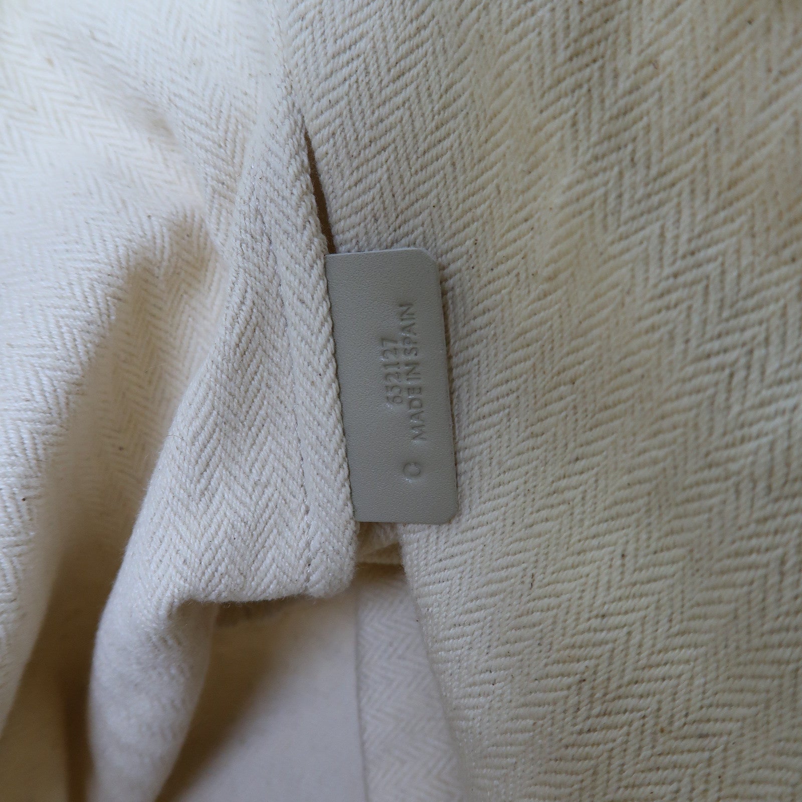 LOEWE 牛皮皮革Anagram Cut Out Tote肩背袋啡色/黑色