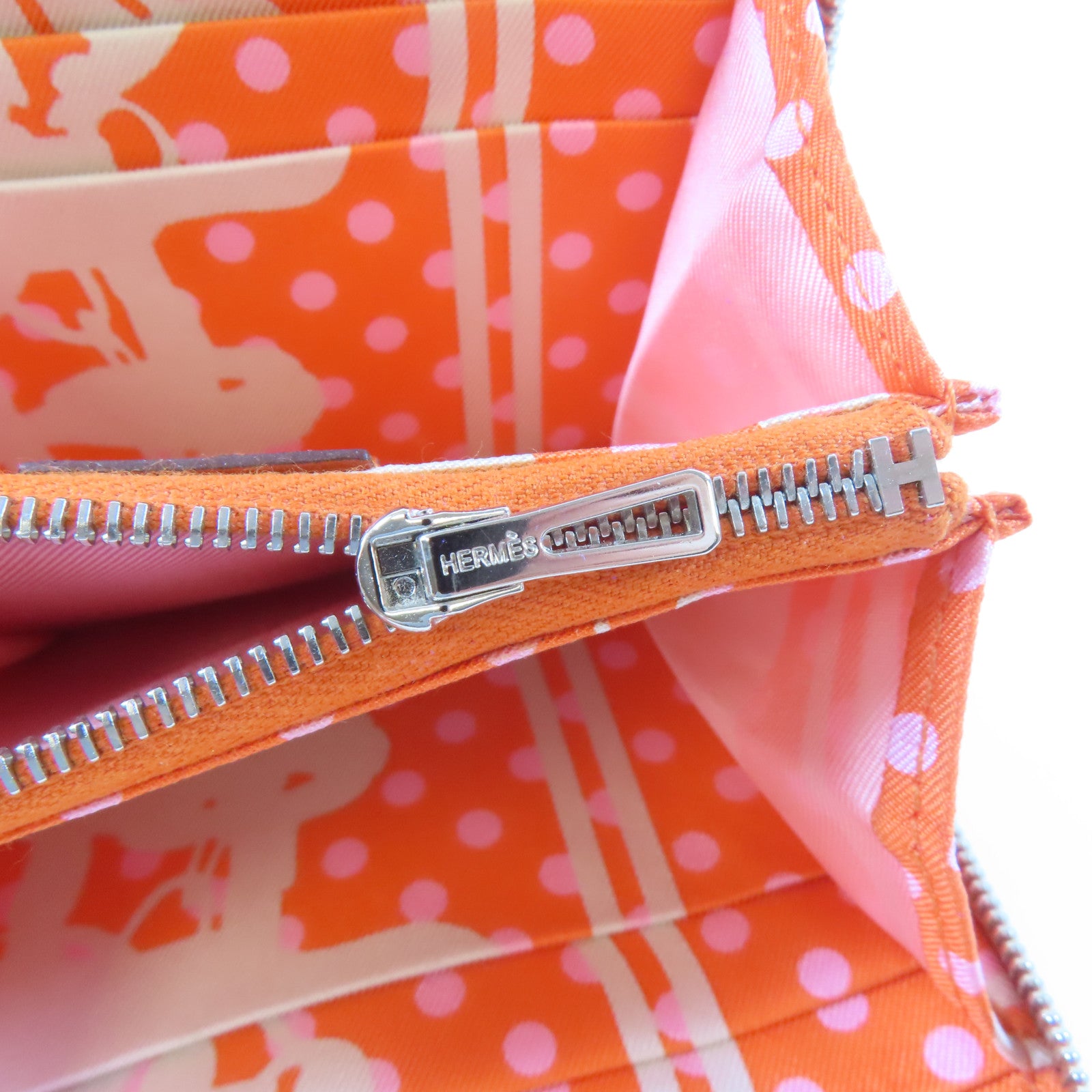HERMES 【激減優惠】Veau Epsom皮革Silk'In Compact銀扣錢包火焰橘色