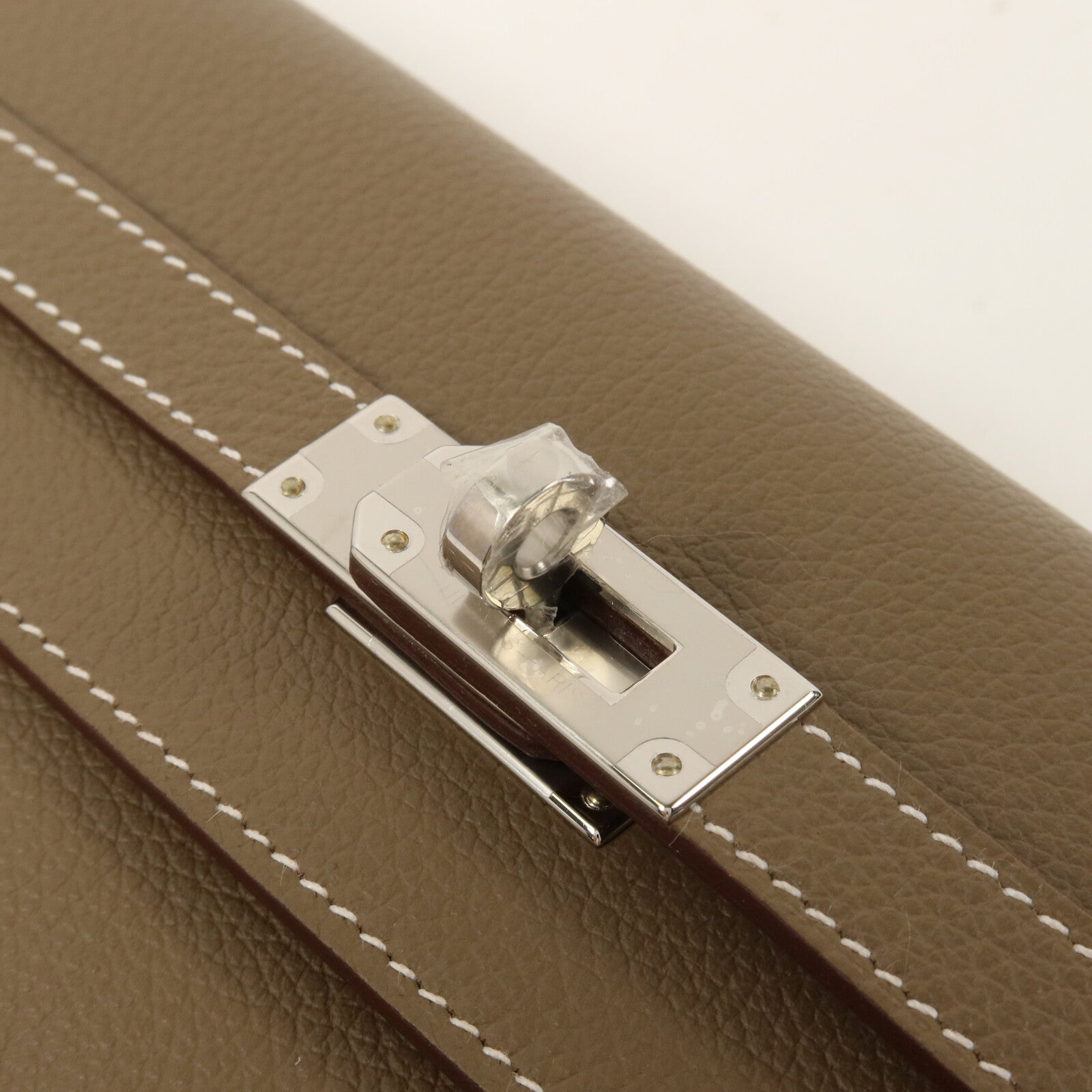 HERMES Evercolor皮革Kelly To Go肩背袋Etoupe