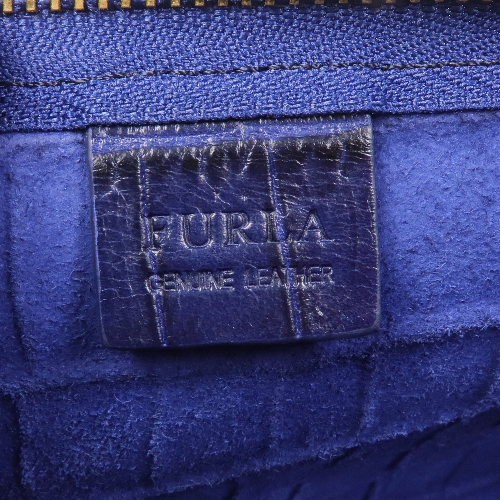 Furla 牛皮皮革Pouch金扣手拿包