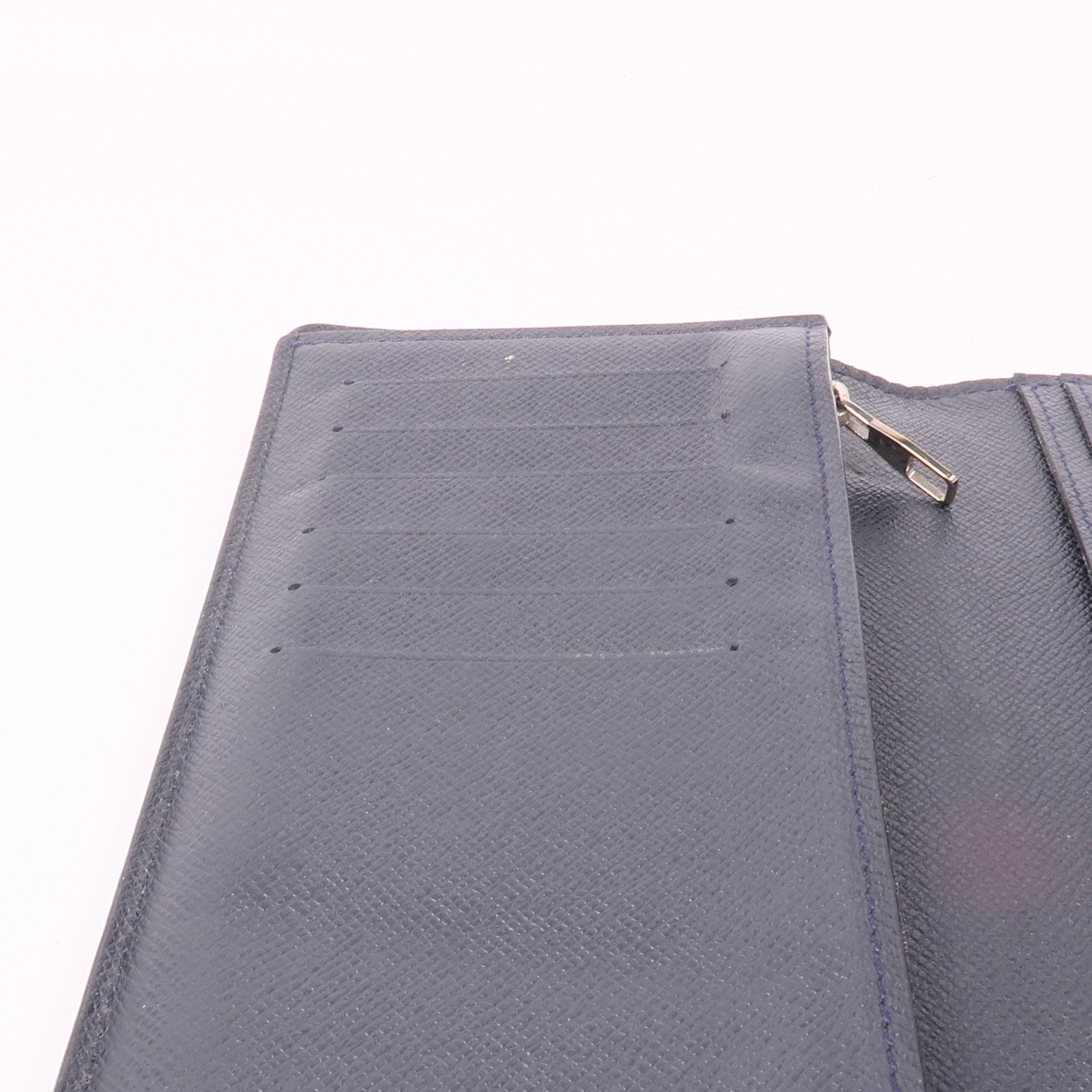 LOUIS VUITTON Taiga Brazza Wallet銀扣長錢包