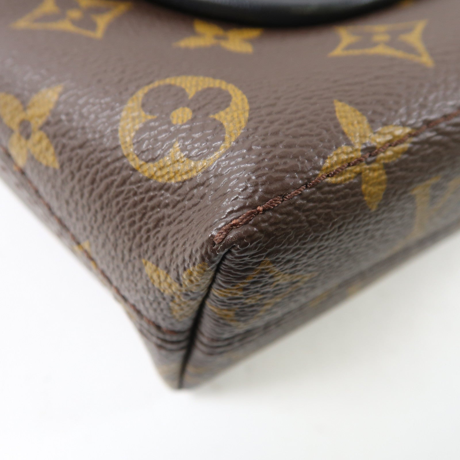 LOUIS VUITTON Monogram Magnetic肩背袋棕色