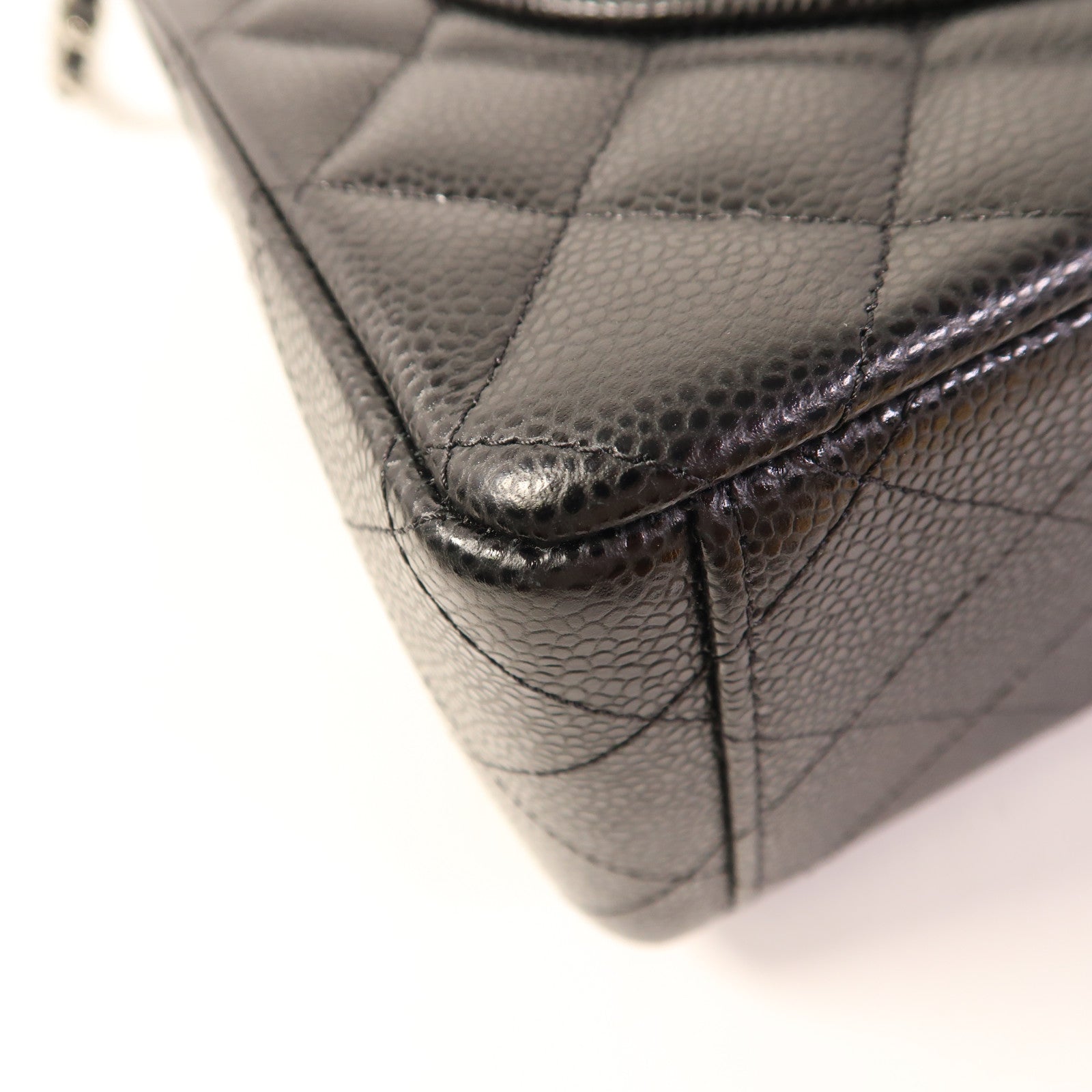 CHANEL 牛皮皮革Maxi Classic銀扣鏈帶肩背袋