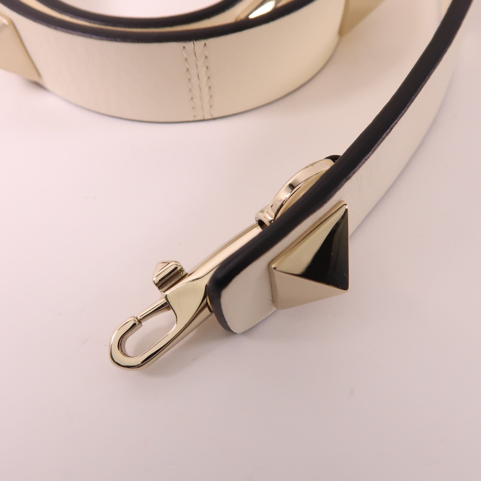 Valentino 牛皮皮革/水鑽Roman Stud Embellished Top Handle金扣手挽肩背兩用袋