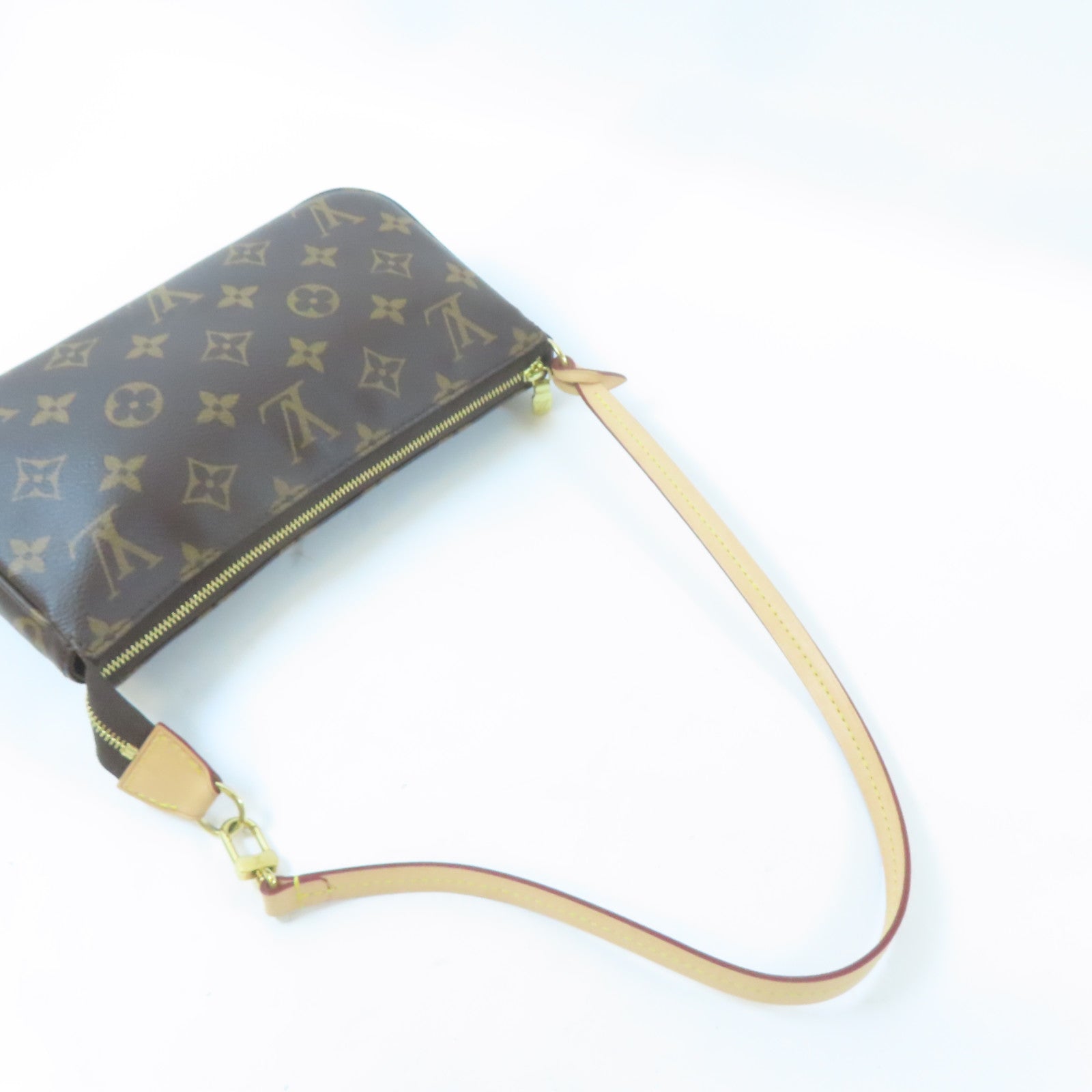 LOUIS VUITTON Monogram Pochette Accessories金扣手挽袋啡色