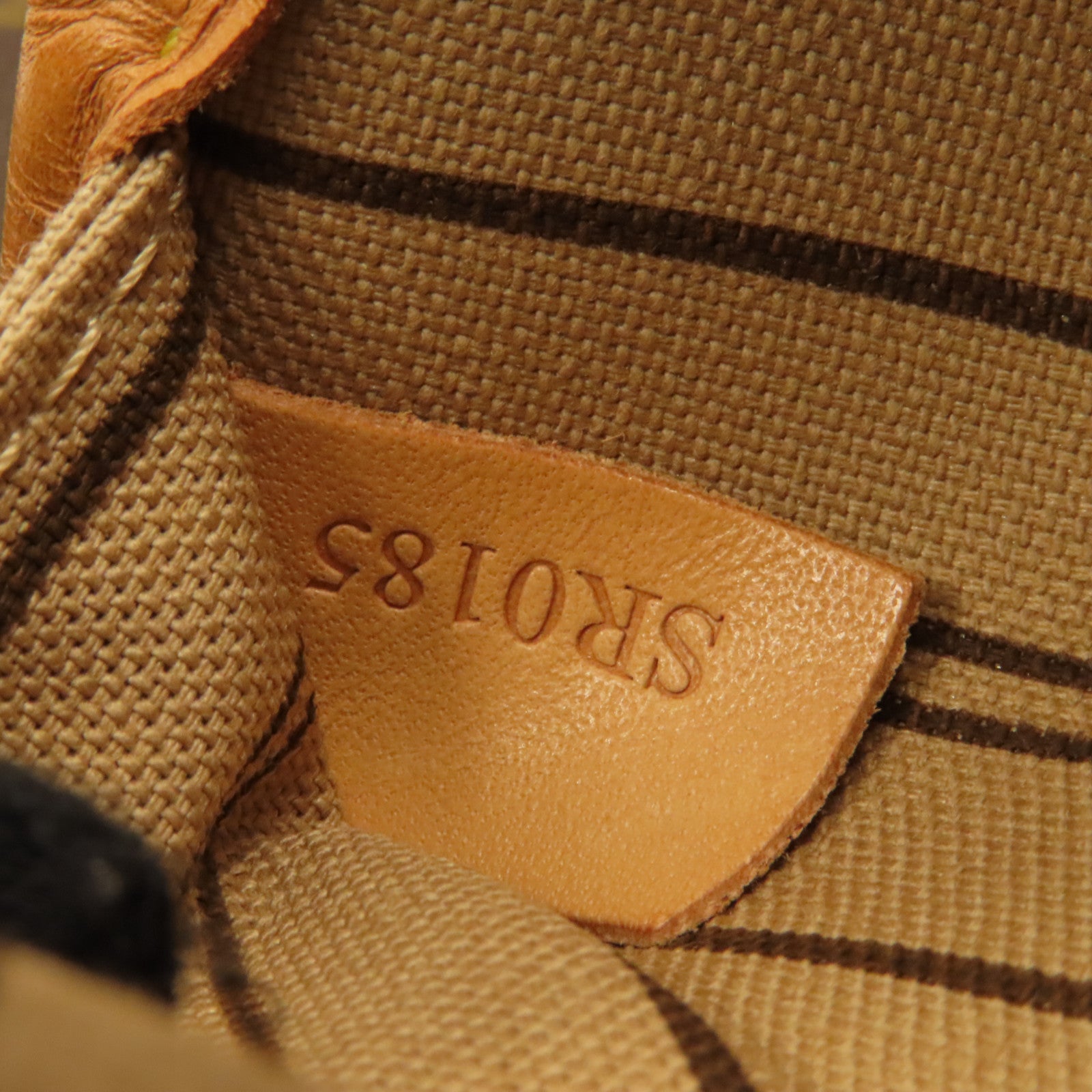 LOUIS VUITTON Monogram Neverfull MM金扣手挽袋啡色