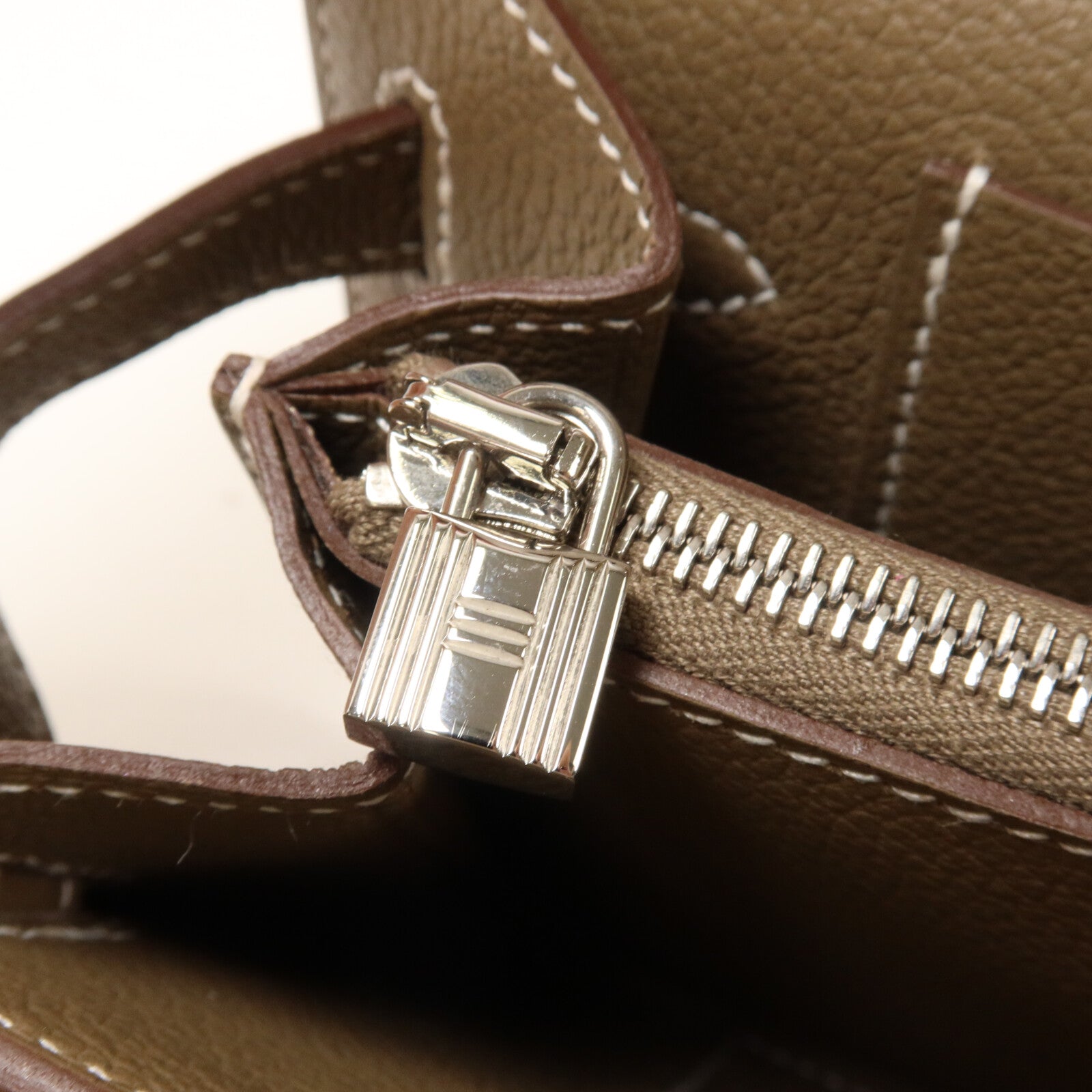 HERMES Evercolor皮革Kelly To Go肩背袋Etoupe