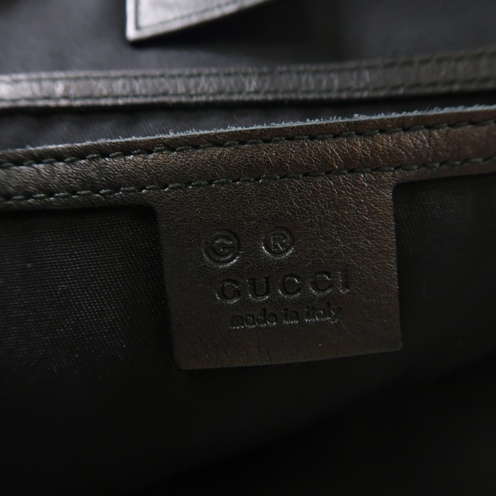 GUCCI 牛皮皮革Shoulder Tote金扣肩背袋/手挽袋黑色