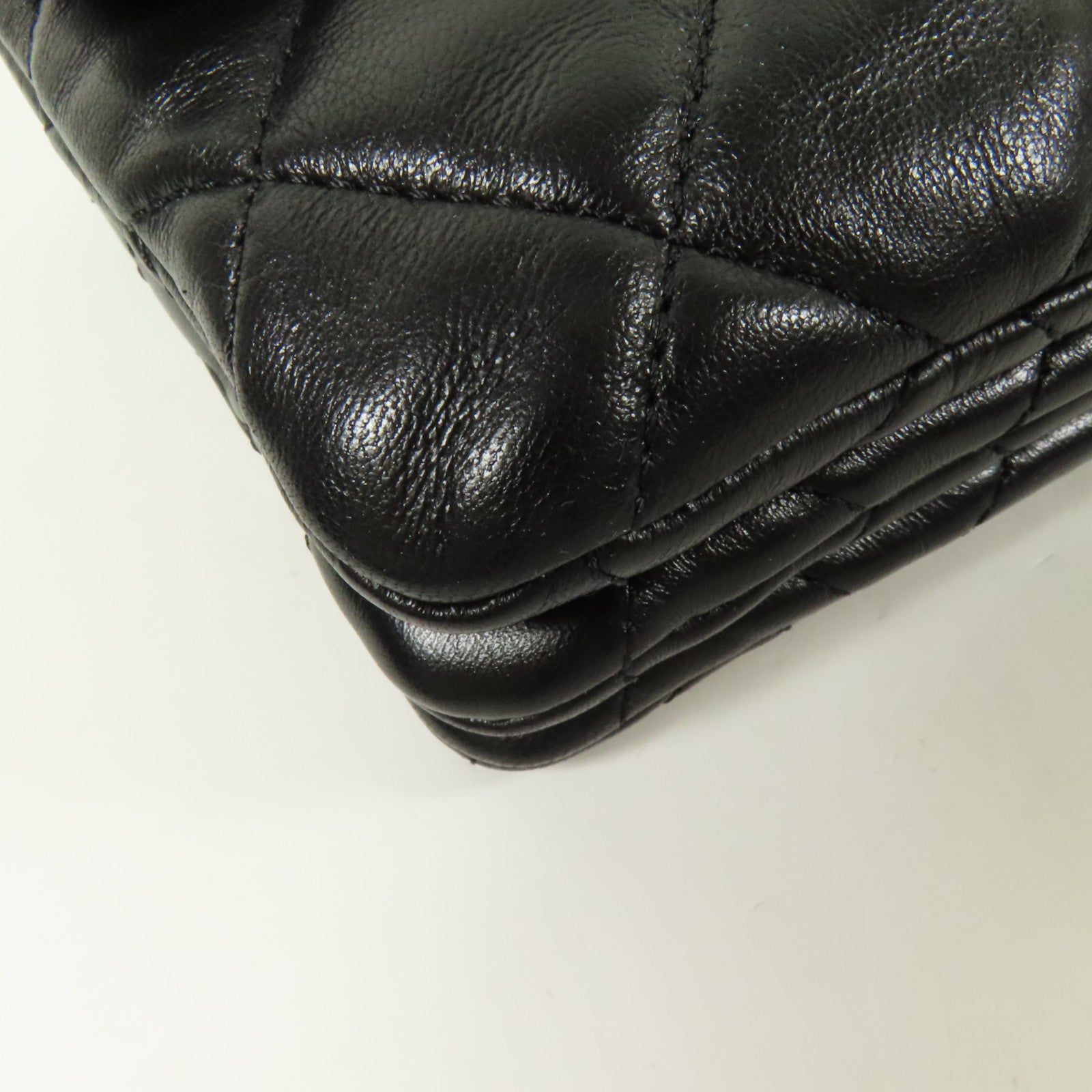 CHANEL 羊皮皮革Chain Shoulder金扣鏈帶肩背袋