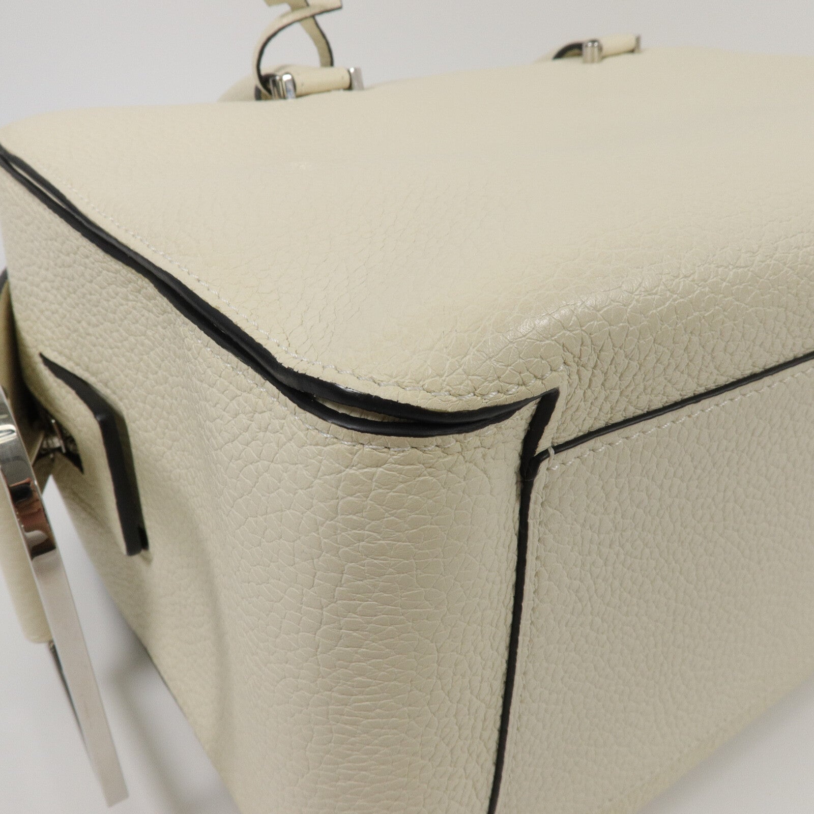 Delvaux 牛皮皮革Cool Box GM手挽肩背兩用袋