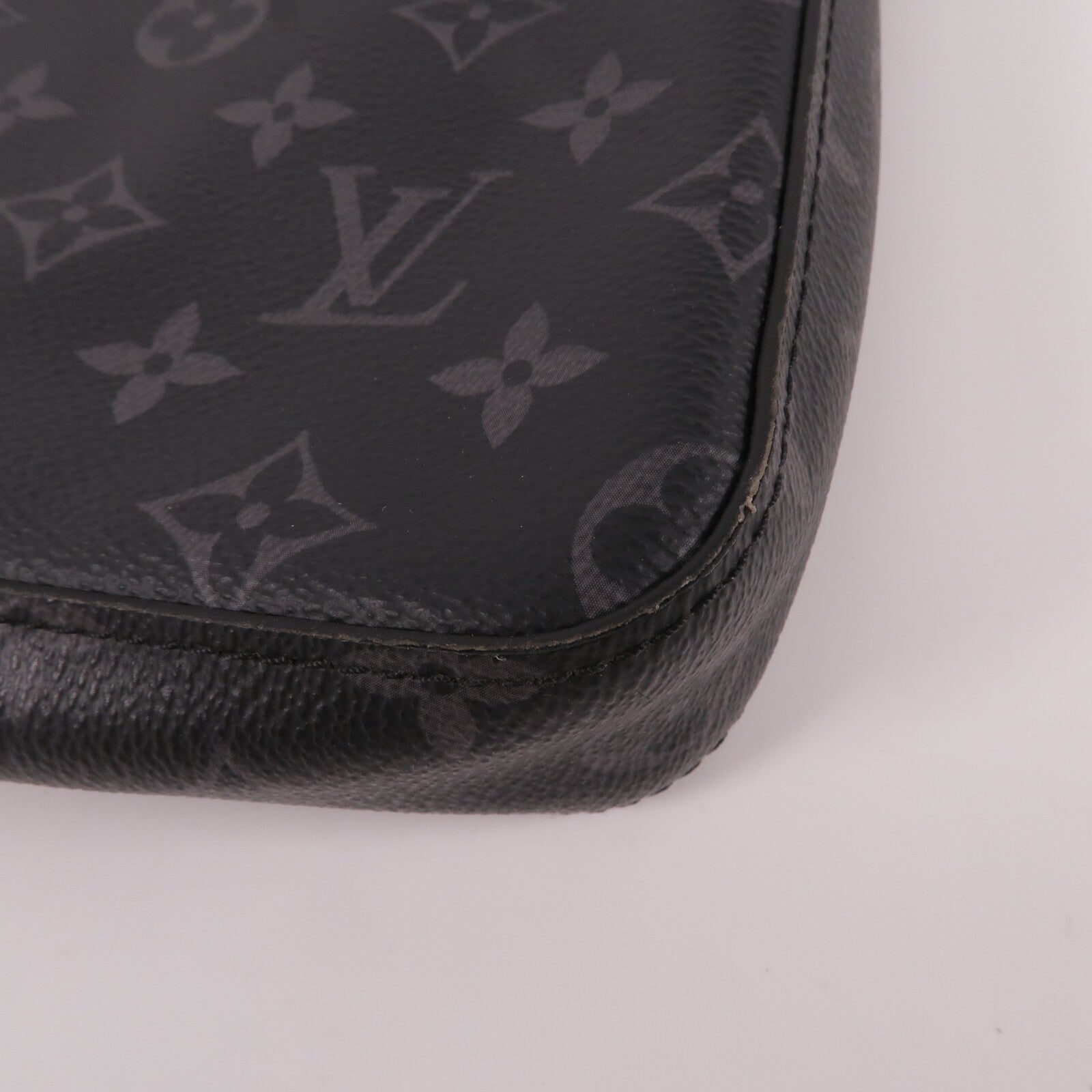 LOUIS VUITTON Monogram Eclipse Reverse Trio Messenger肩背袋