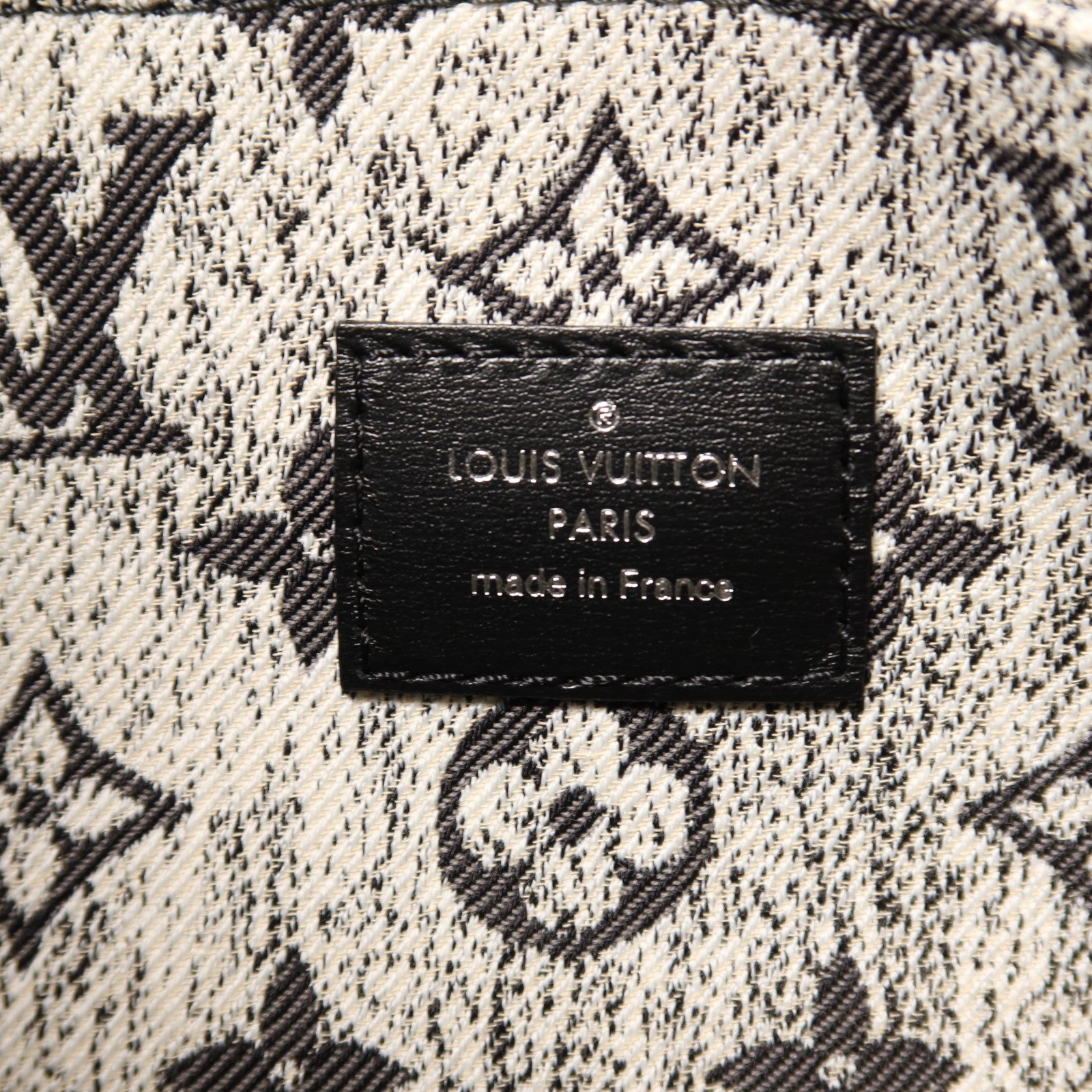 LOUIS VUITTON Monogram Jacquard Denim On the Go MM銀扣手挽肩背兩用袋