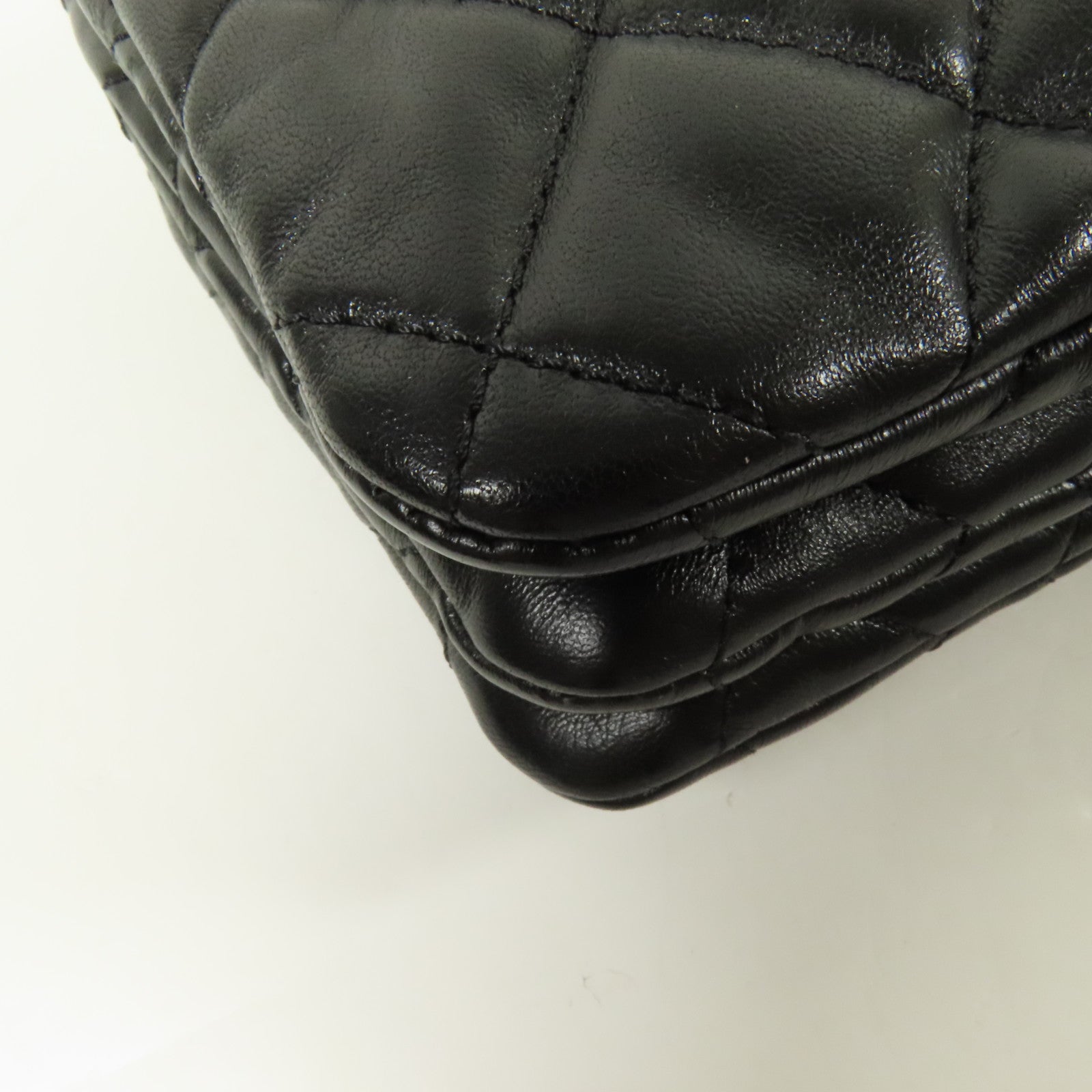 CHANEL 羊皮皮革Chain Shoulder金扣鏈帶肩背袋