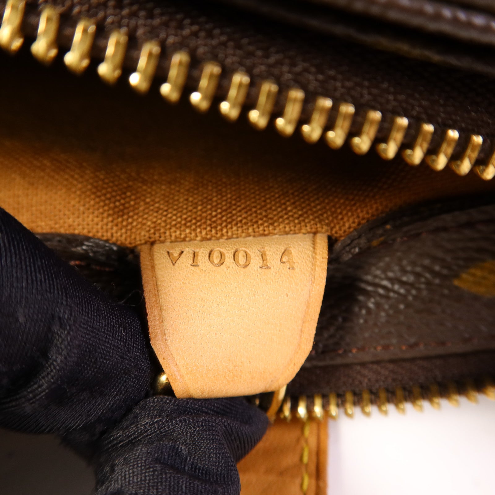 LOUIS VUITTON Monogram Cabas Piano金扣肩背袋