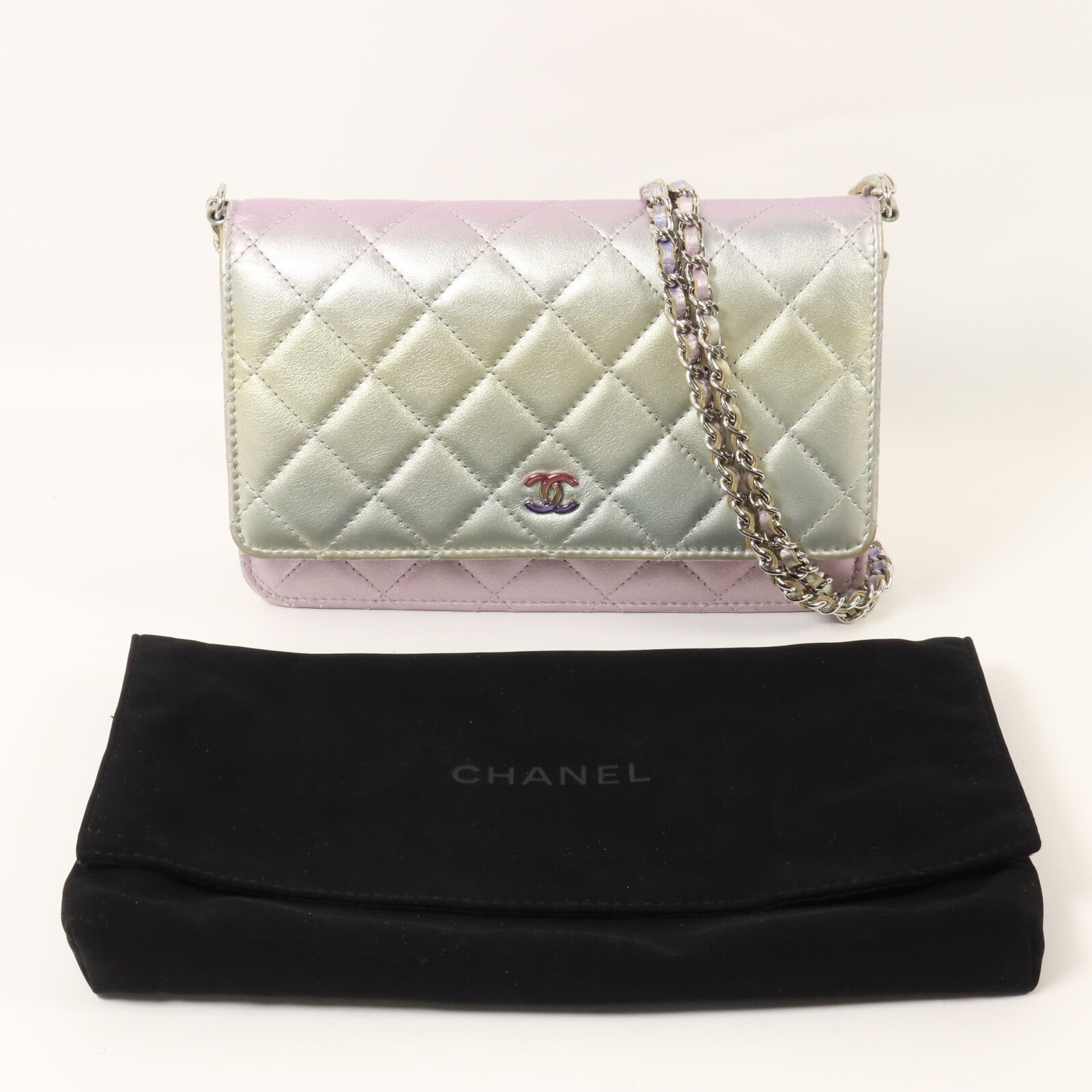 CHANEL 牛皮皮革WOC Wallet On Chain鏈帶肩背袋