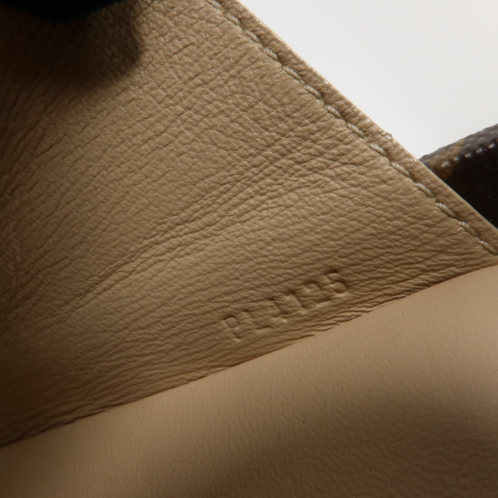 LOUIS VUITTON Monogram Petite Malle肩背袋