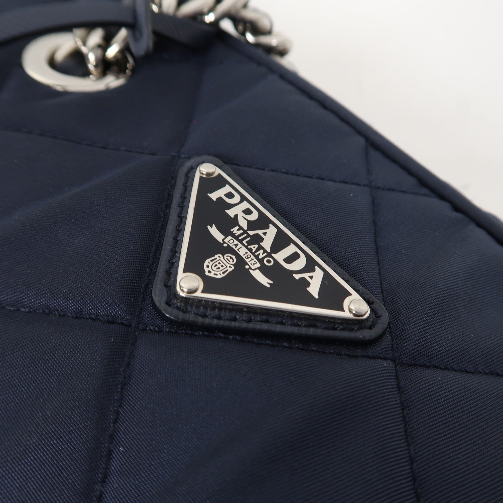 PRADA 尼龍Shoulder Bag銀扣鏈帶肩背袋藍色