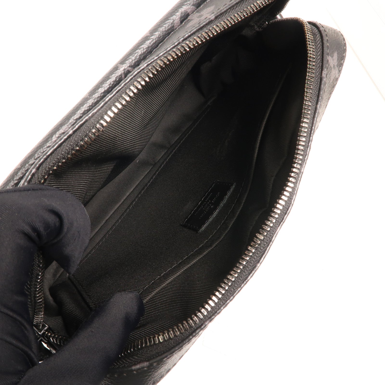 LOUIS VUITTON Monogram Eclipse Steamer肩背袋