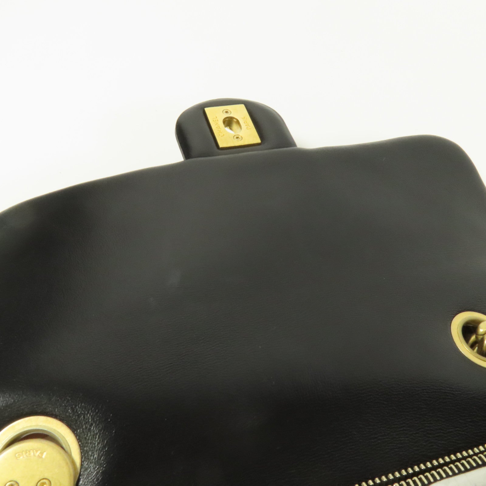 CHANEL 羊皮皮革Chain Shoulder金扣鏈帶肩背袋