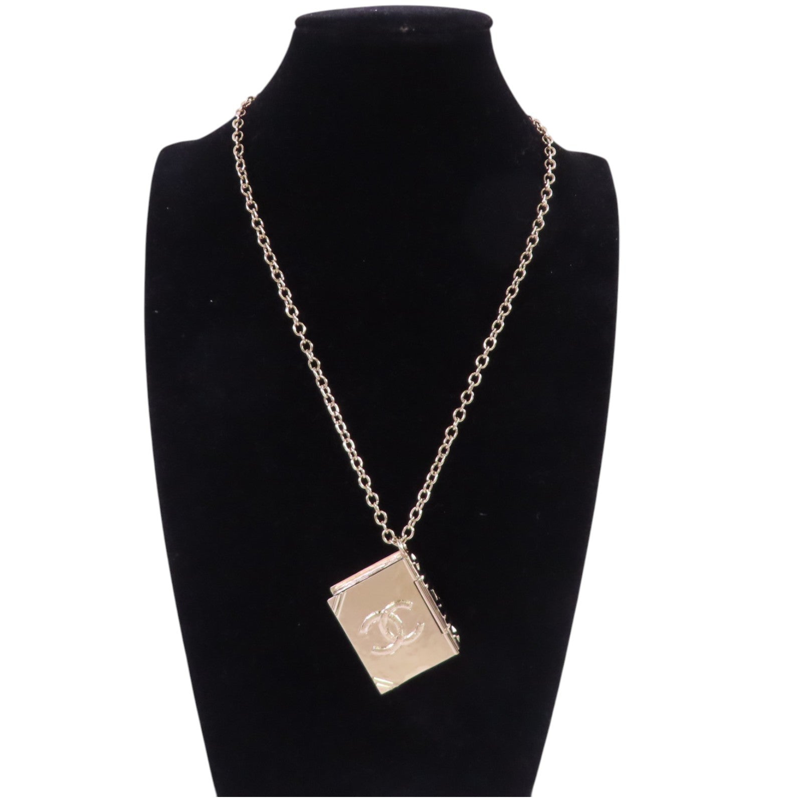 CHANEL CC GHW Pendant Necklace B22C Metal