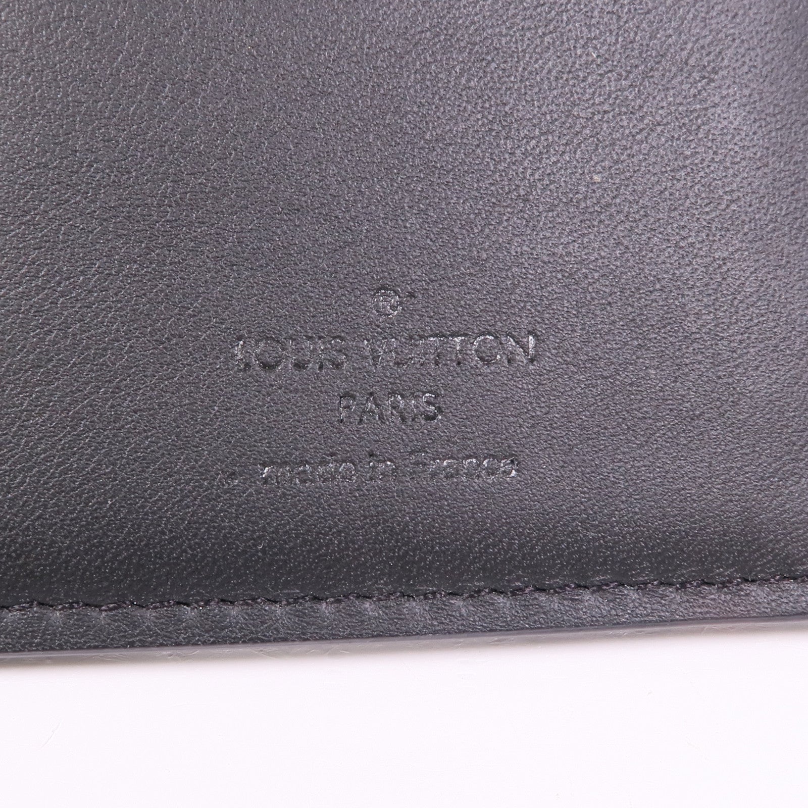 LOUIS VUITTON 牛皮皮革Portefeuille Brazza長錢包