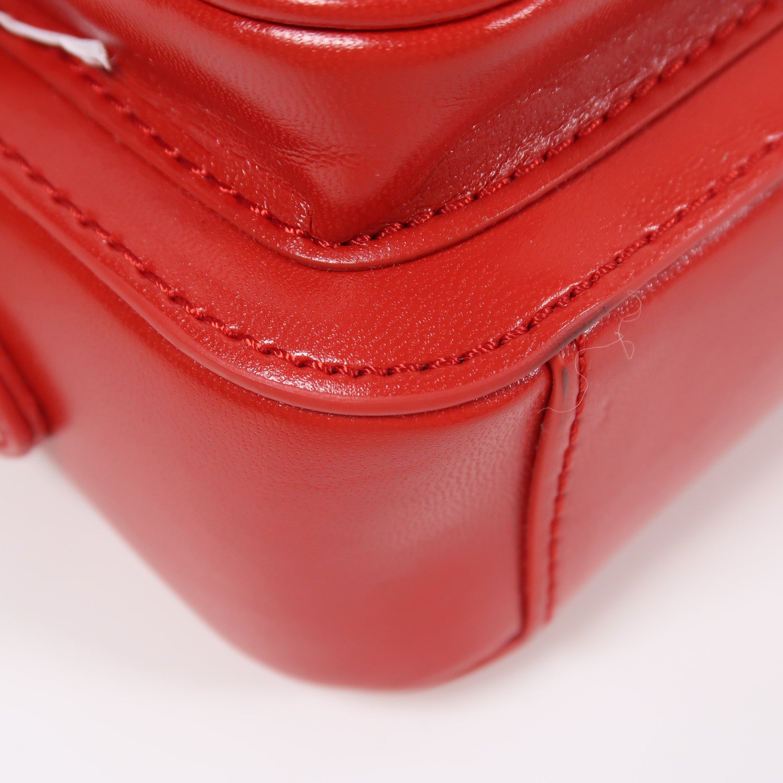 MOSCHINO 【激減優惠】菱格塗層帆布Shoudler Bag金扣肩背袋紅色