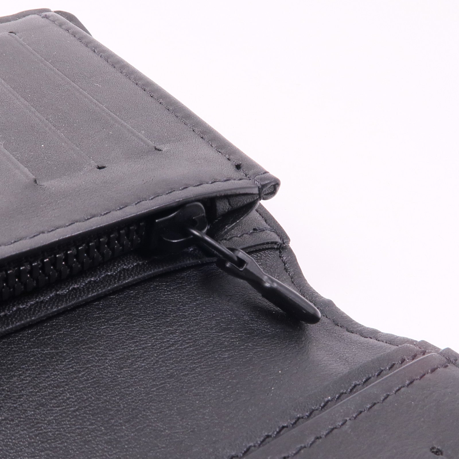 LOUIS VUITTON 牛皮皮革Portefeuille Brazza長錢包