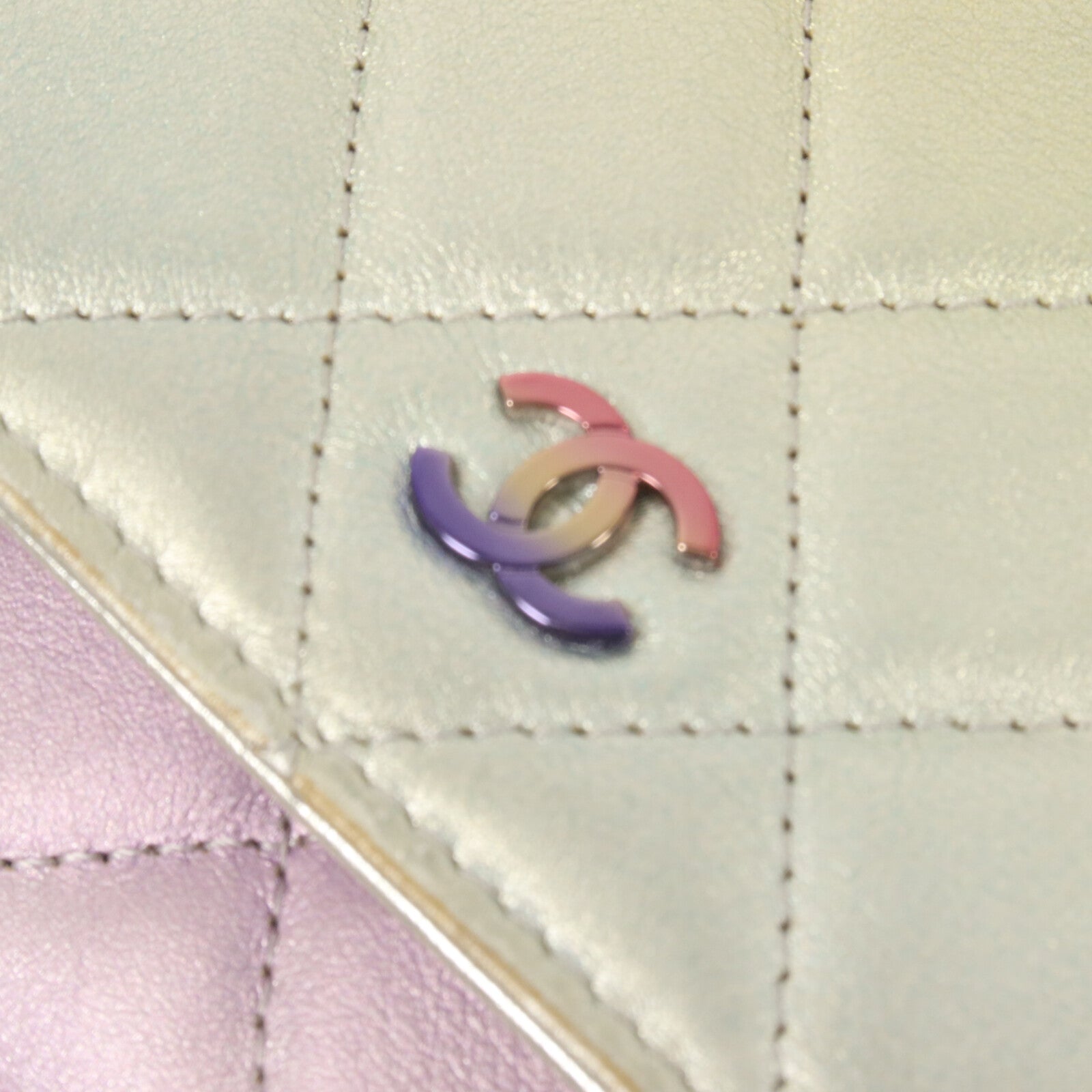 CHANEL 牛皮皮革WOC Wallet On Chain鏈帶肩背袋