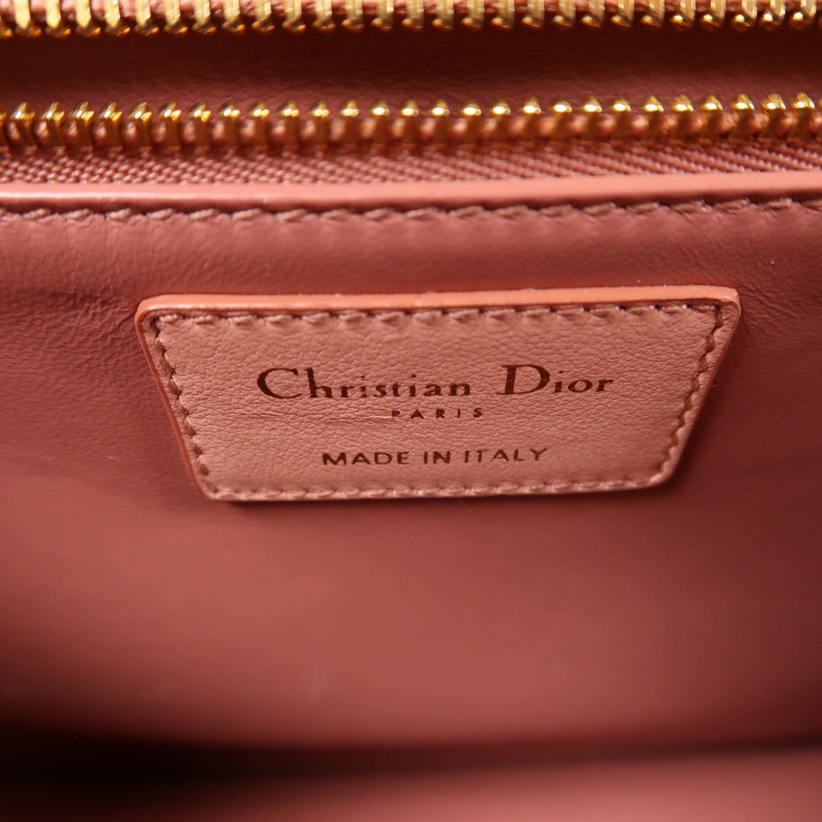 Dior 牛皮皮革Montaigne 30金扣肩背袋