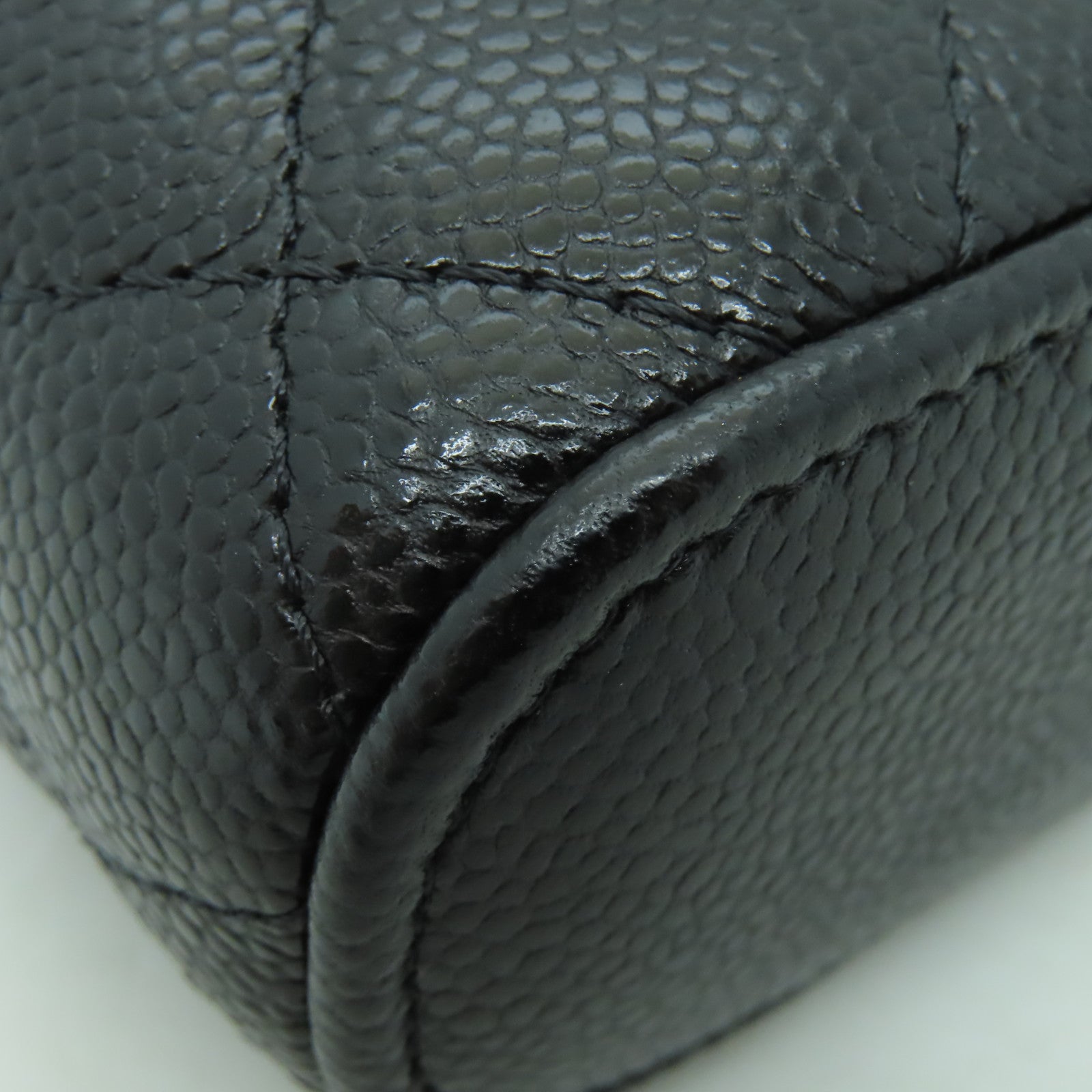 CHANEL 【激減優惠】菱格Caviar皮革Chain Shoulder金扣鏈帶肩背袋黑色