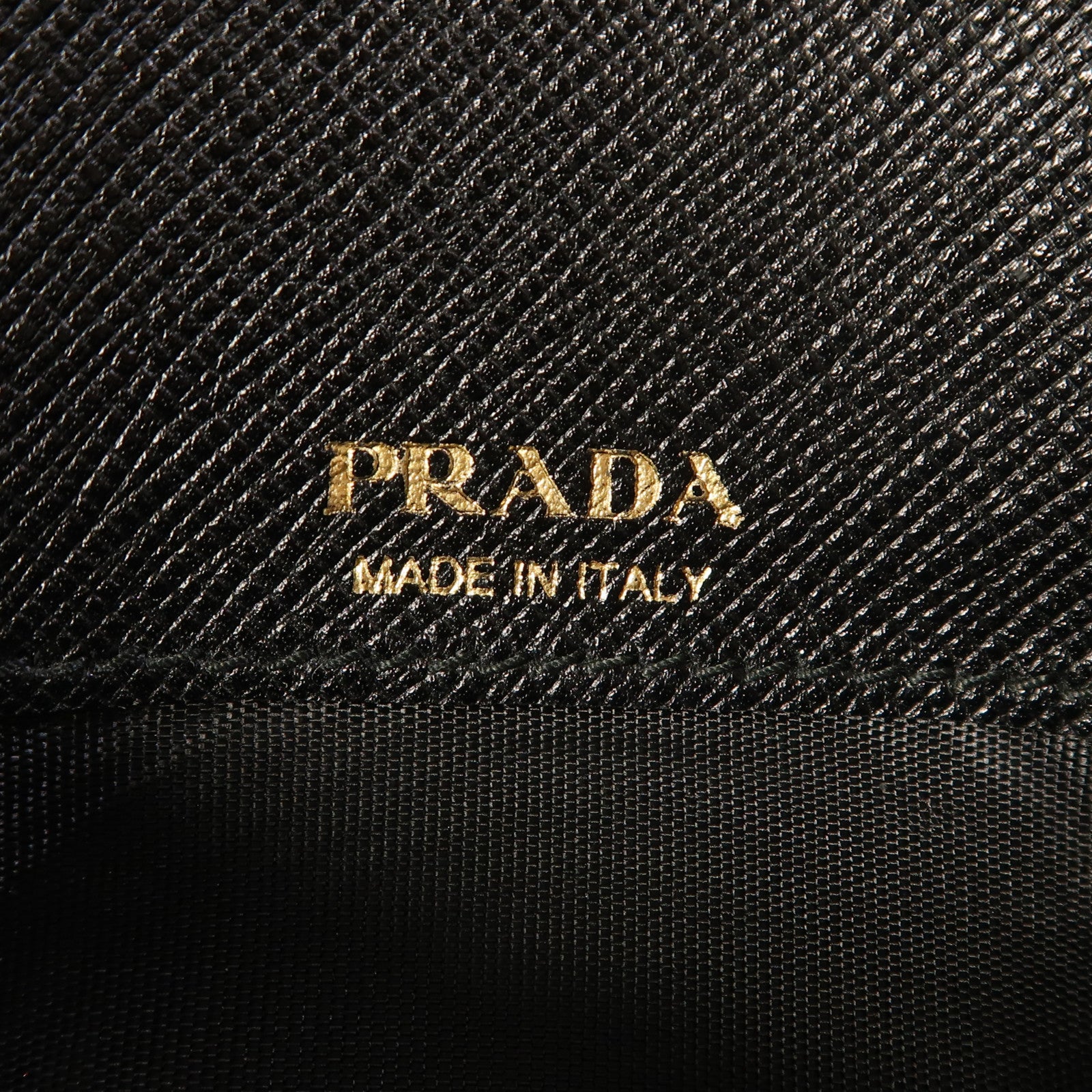 PRADA 牛皮皮革Coin Case金扣零錢包