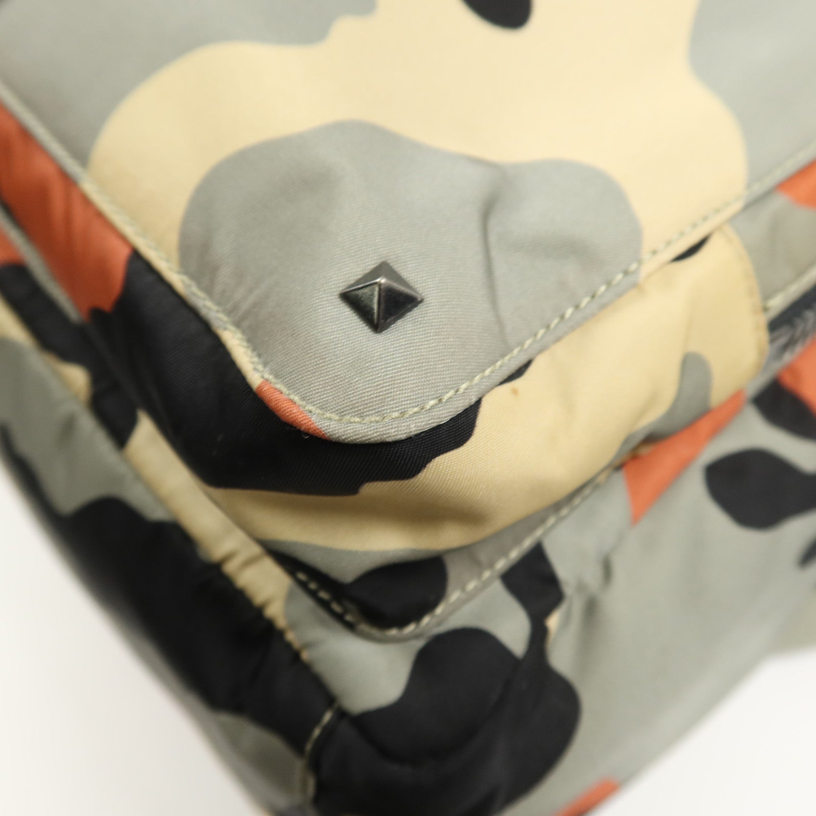 Valentino 尼龍Rucksack銀扣背包