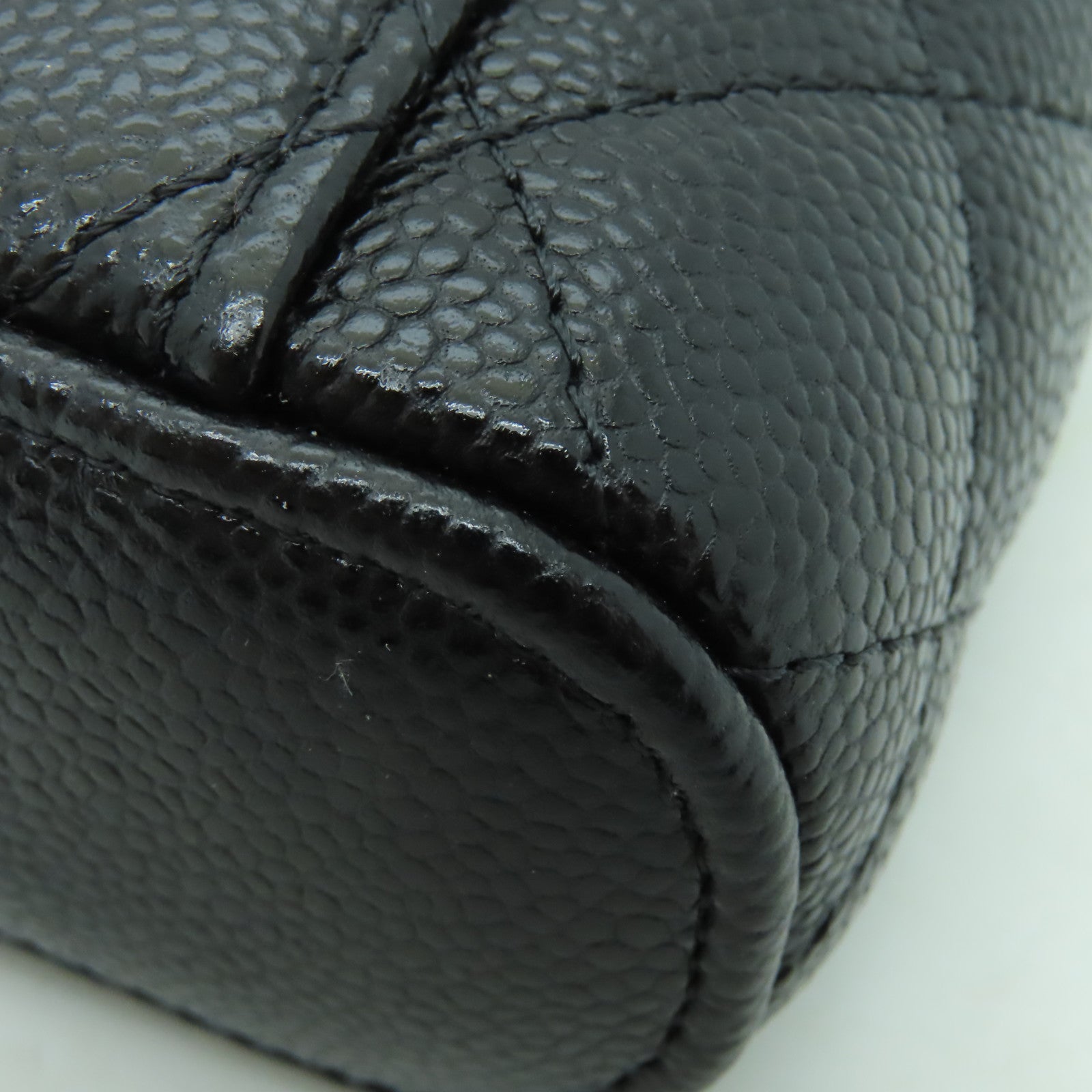 CHANEL 【激減優惠】菱格Caviar皮革Chain Shoulder金扣鏈帶肩背袋黑色