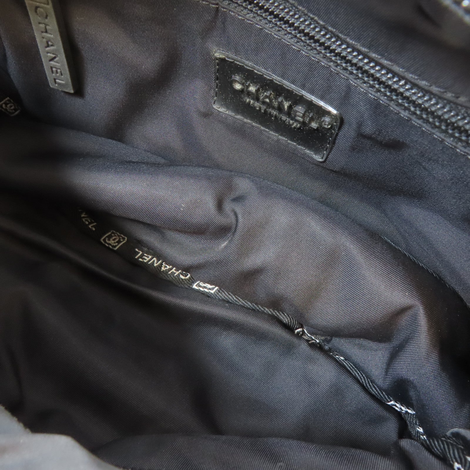 CHANEL 尼龍Waist Bag銀扣腰包黑色