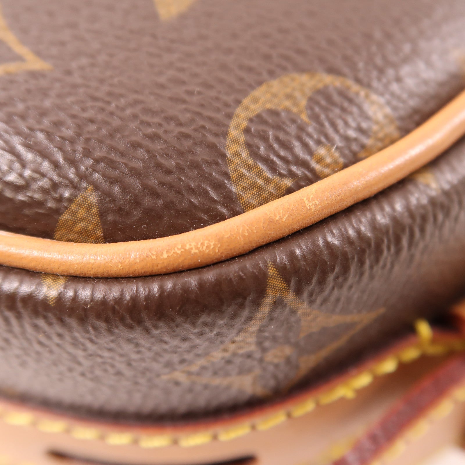 LOUIS VUITTON Monogram Boite Chapeau Souple MM金扣肩背袋