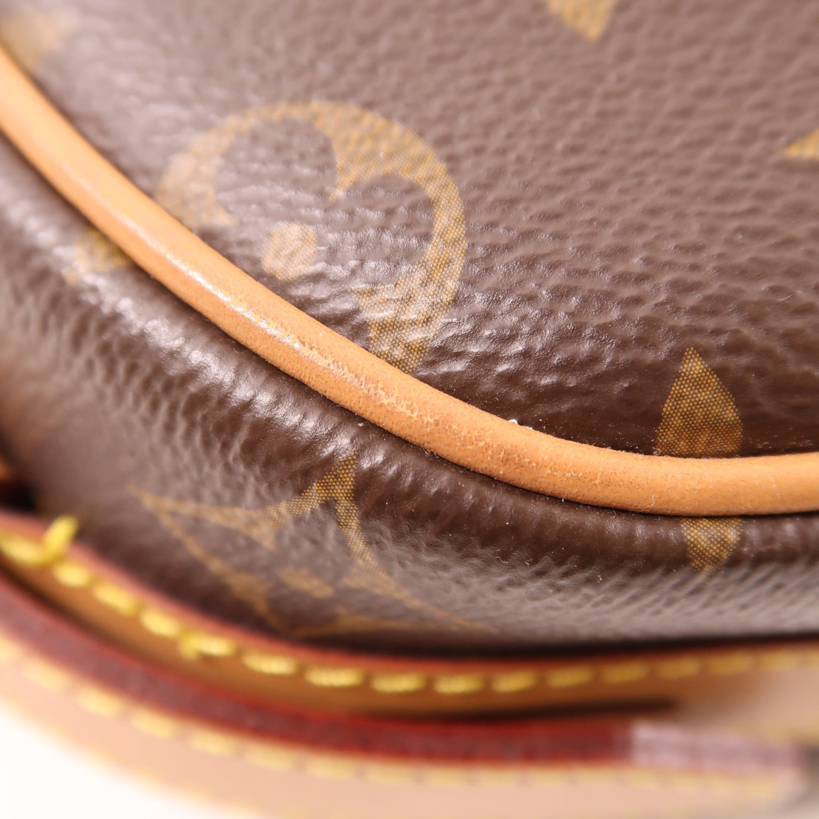 LOUIS VUITTON Monogram Boite Chapeau Souple MM金扣肩背袋