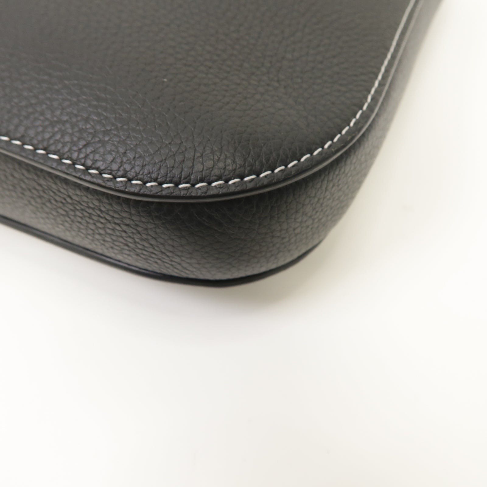 Dior 牛皮皮革Saddle A4 Pouch銀扣手拿包黑色
