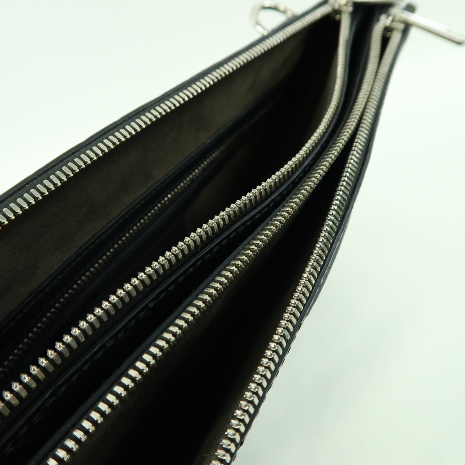 GUCCI 【激減優惠】牛皮皮革Shoulder Bag銀扣肩背袋黑色